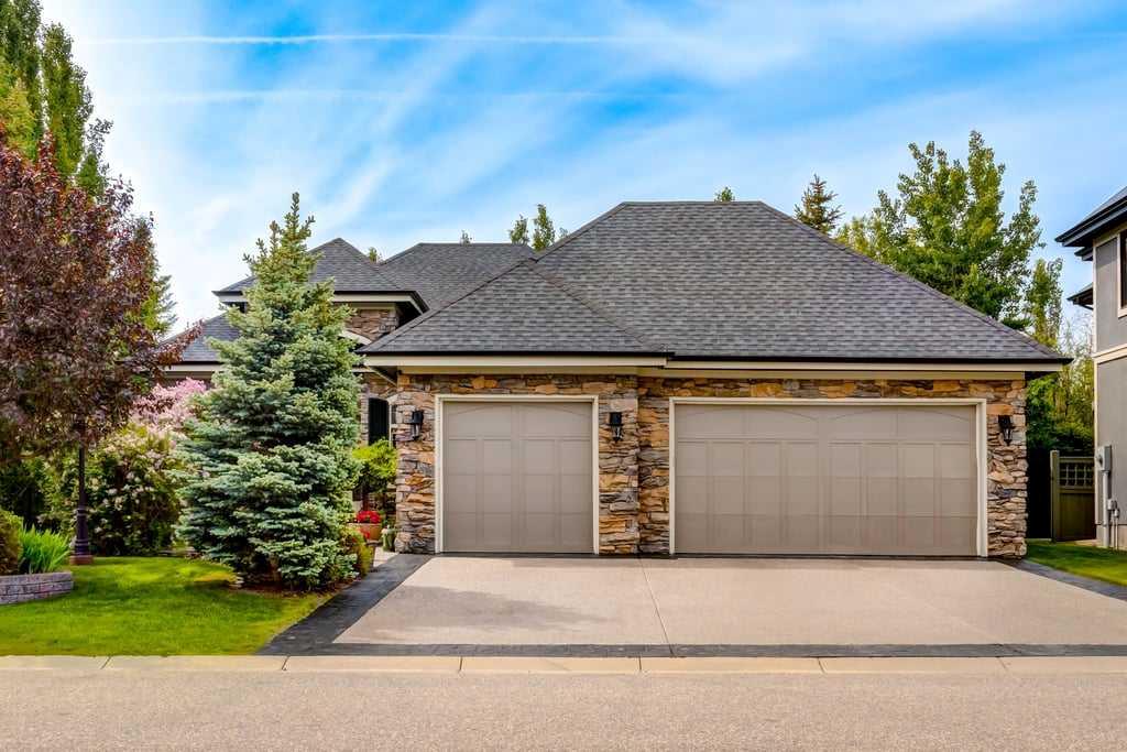 115 Wentworth Lane SW, T3H 0E1