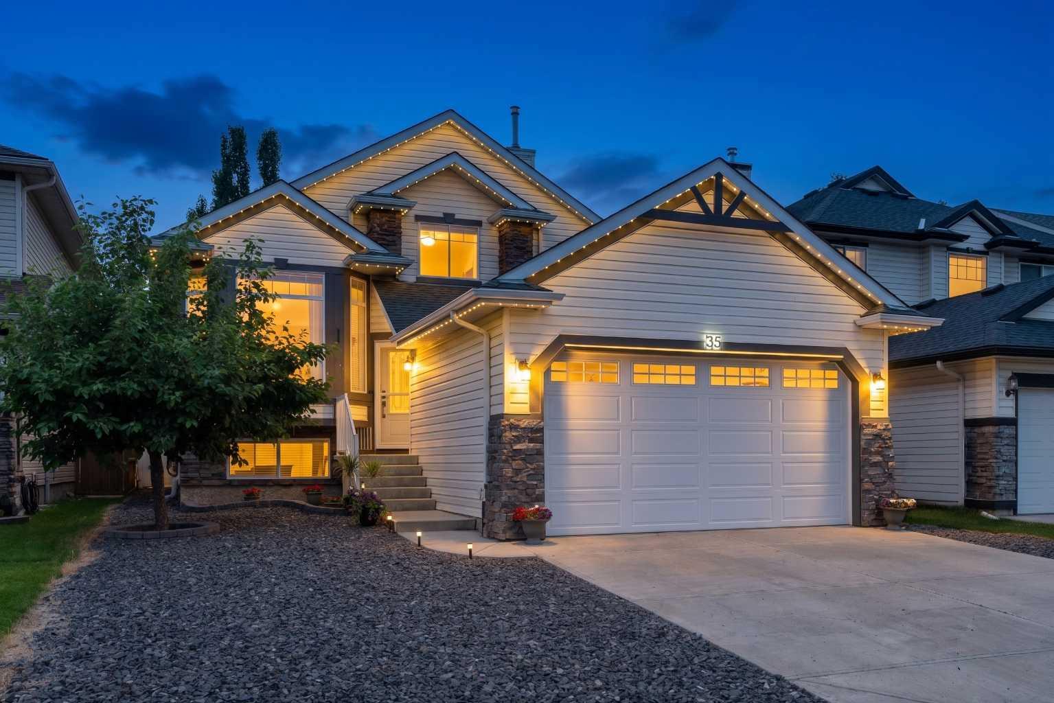 35 Chaparral Circle SE, T2X 0S1