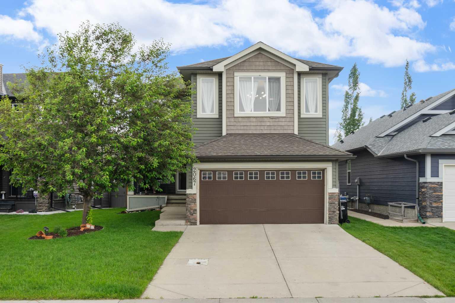 2067 Luxstone Boulevard SW, T4B 0J8