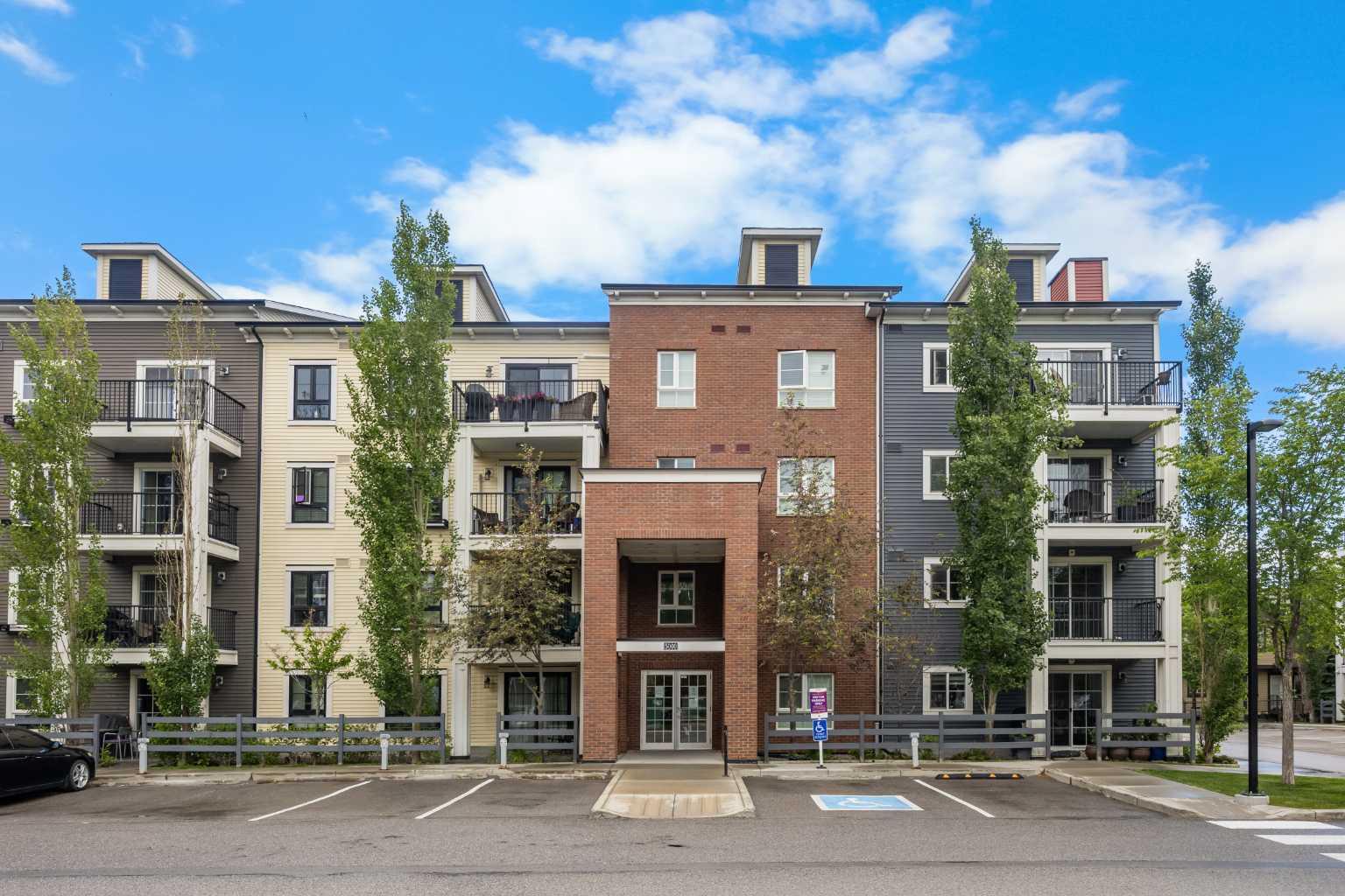 5209, 279 Copperpond Common SE, T2Z 1J6