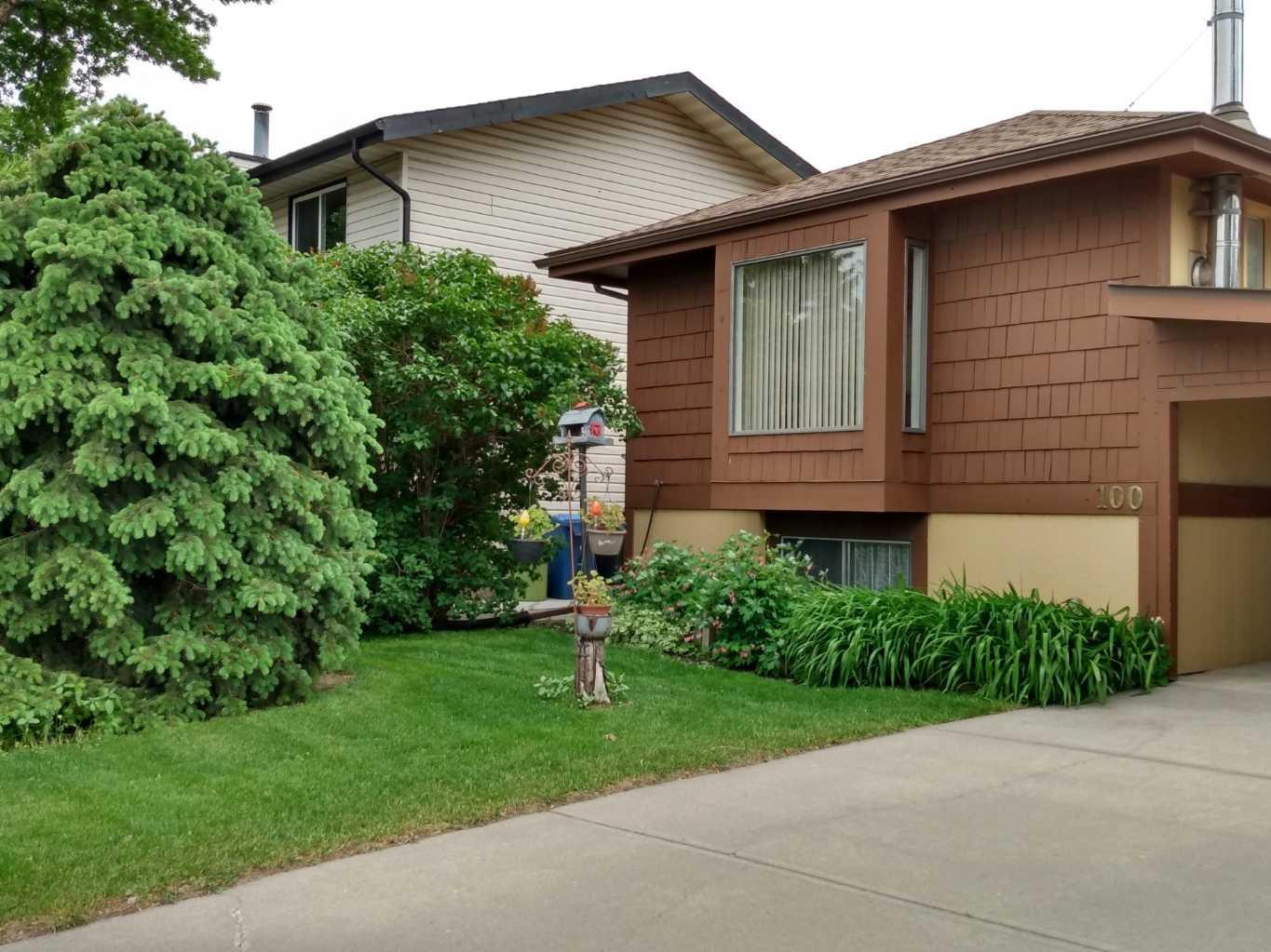 100 Doverglen Crescent SE, T2B 2P6
