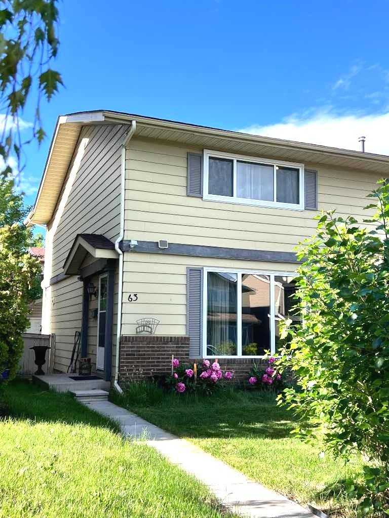 63 Strathcona Crescent SW, t3h 1k9