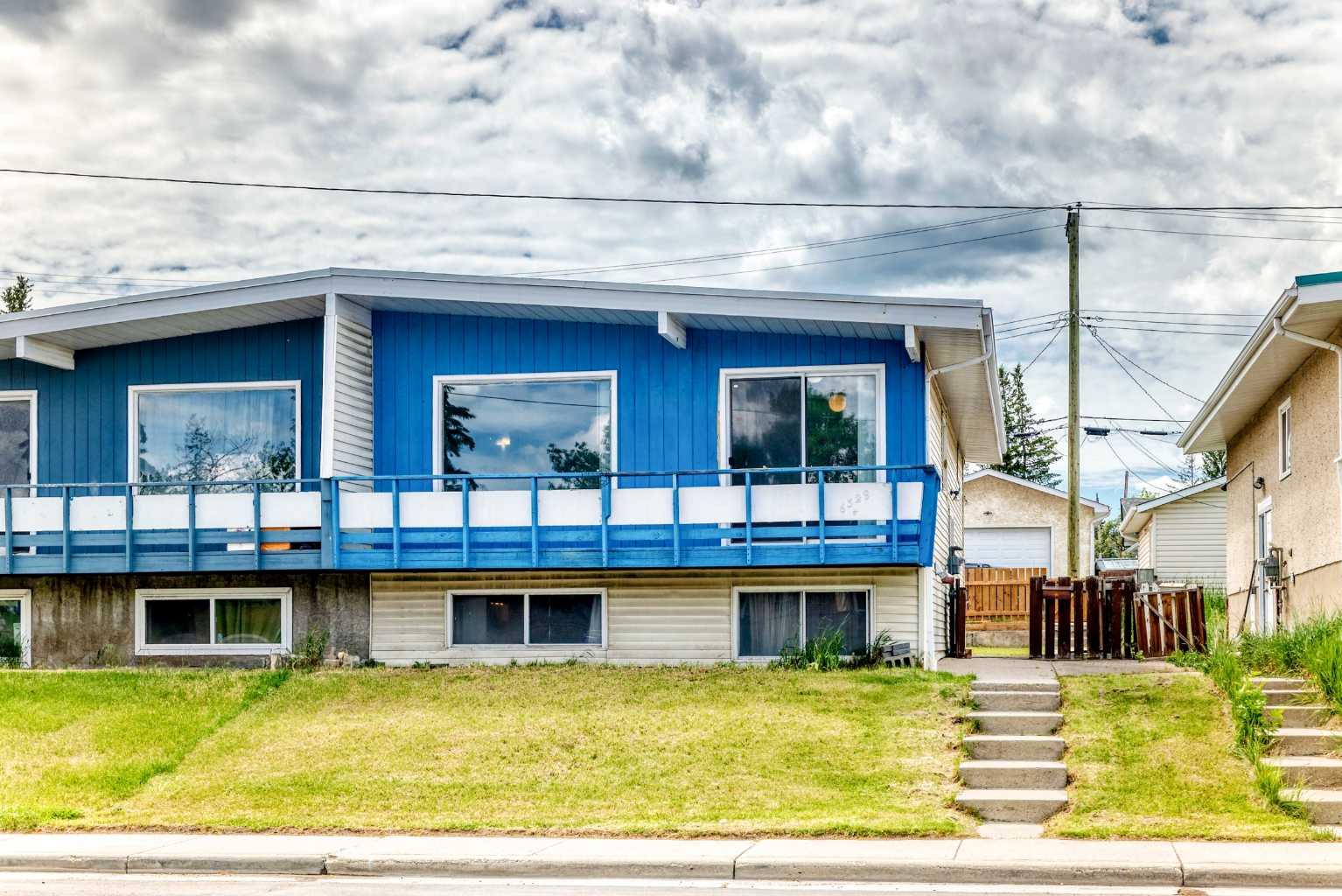 6329 Centre Street NW, T2K0V3