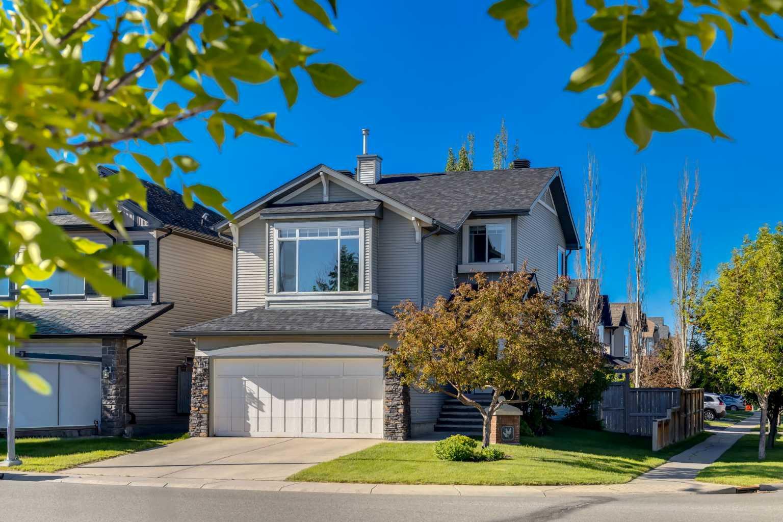 5 Brightonstone Grove SE, T2Z 0E1
