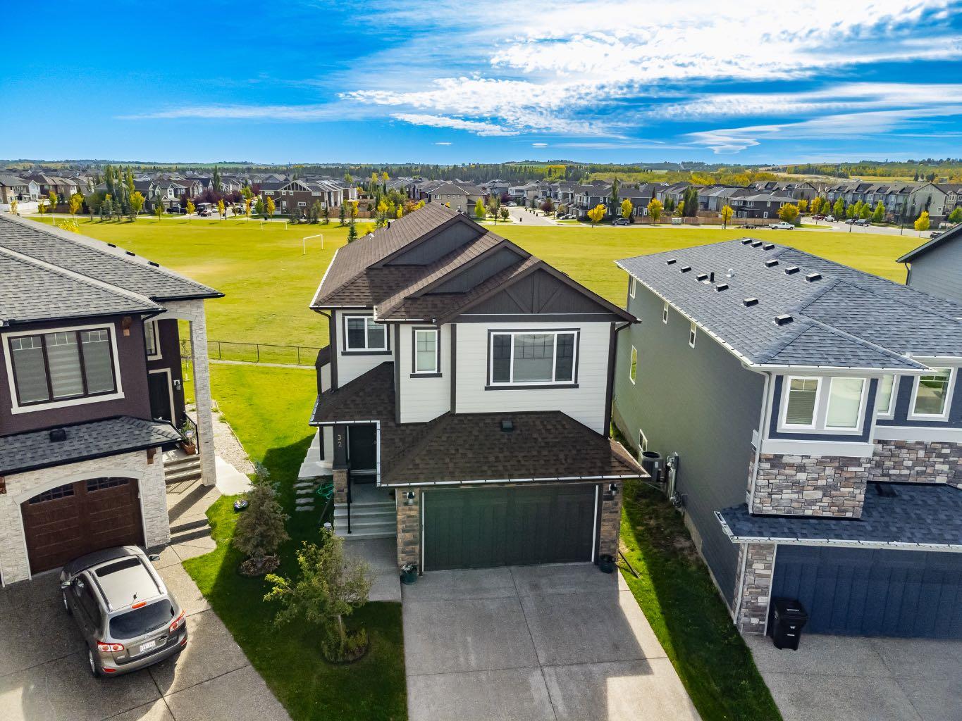 32 Legacy Cove SE, T2X0Y7