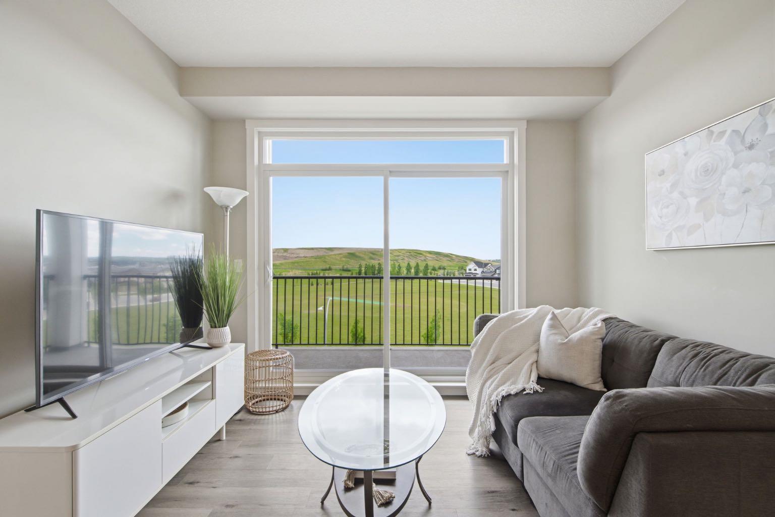 419, 10 Walgrove Walk SE, T2X 4E3