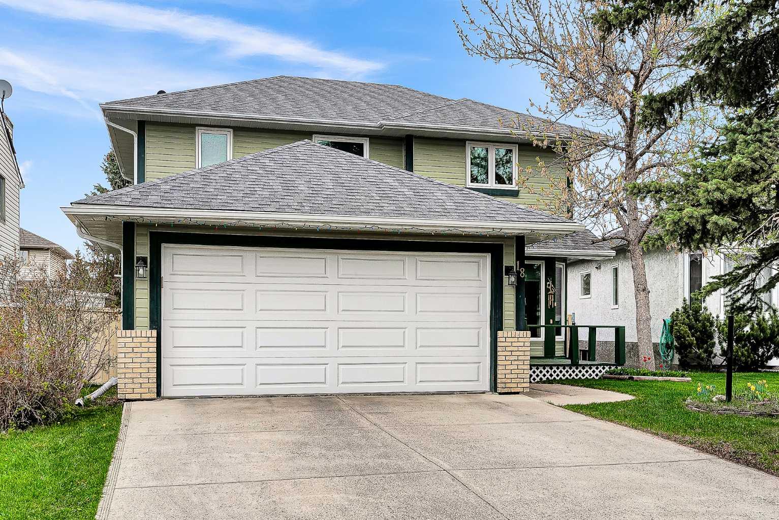 18 Shannon Terrace SW, T2Y 2Y7