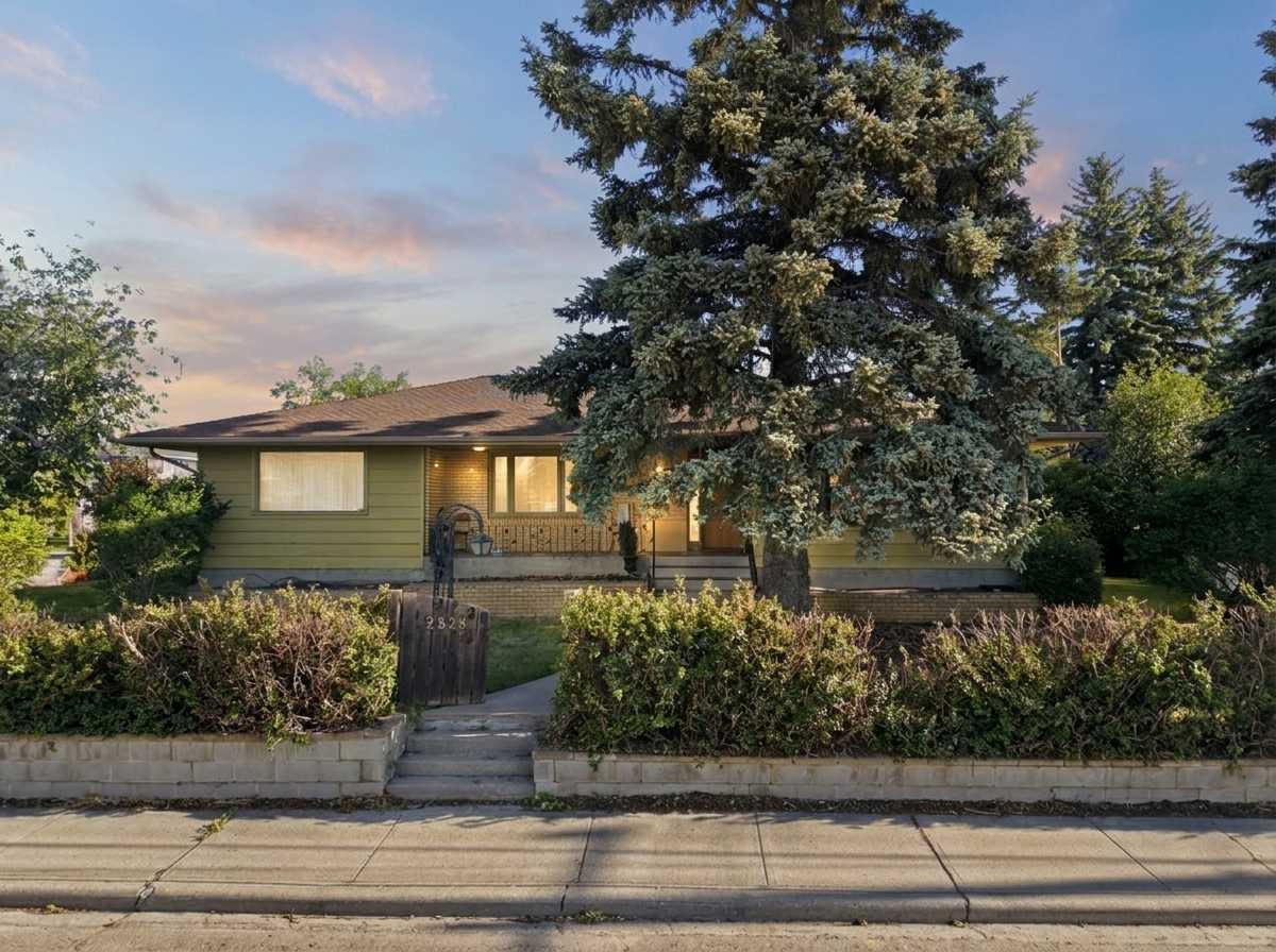3720 Spruce Drive SW, T3C 3A7