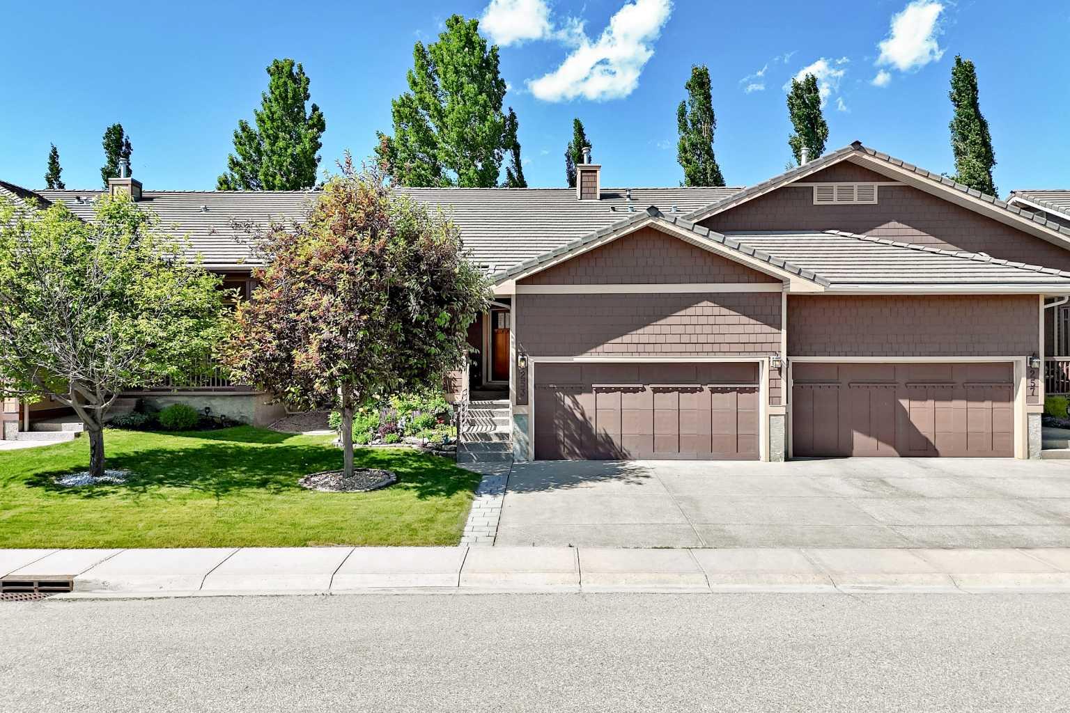 253 Bridle Estates Road SW, T2Y 0G1