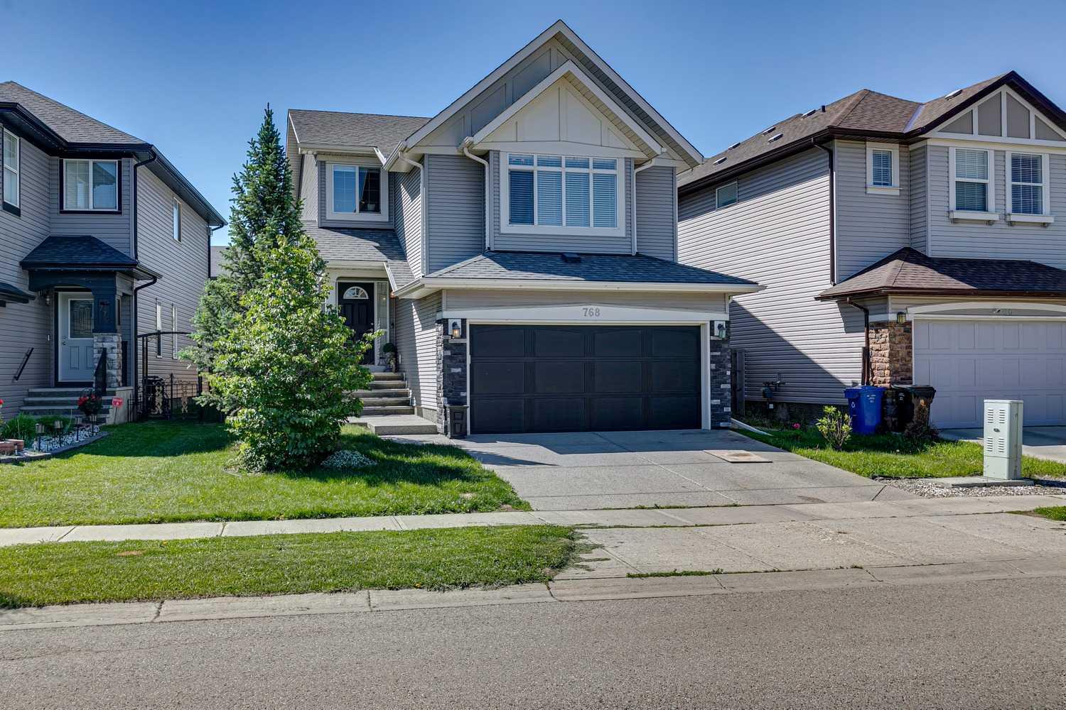 768 New Brighton Drive SE, T2Z0Z8