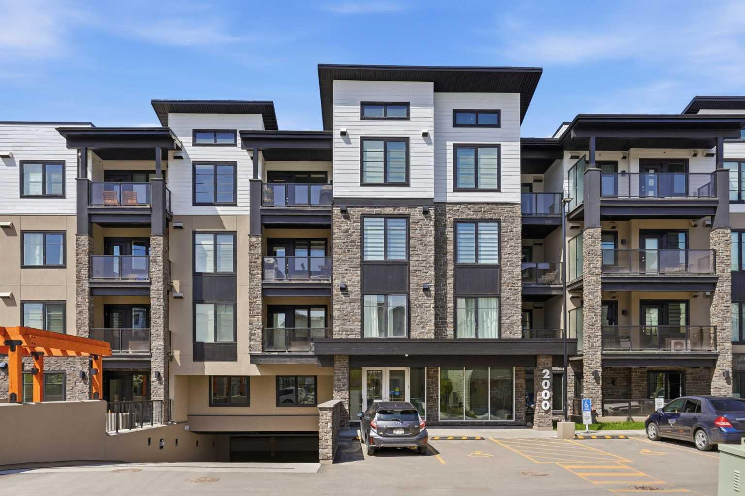 2405, 2117 81 Street SW, T3H 6H5