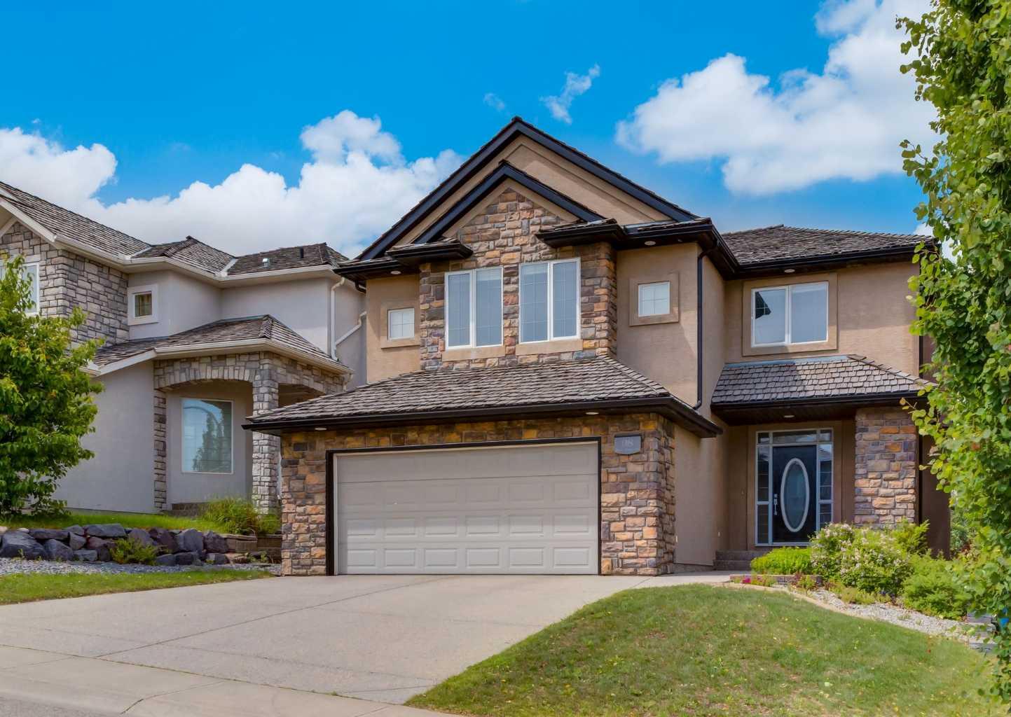 98 Royal Ridge Mount NW, T3G 5Z3
