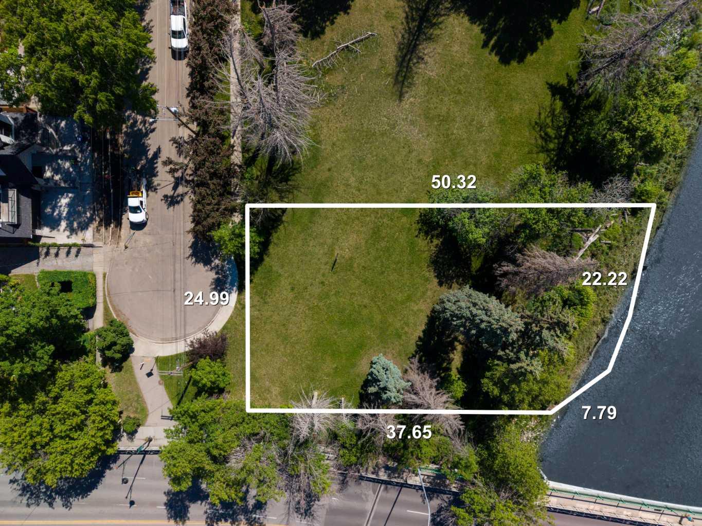 415 40 Avenue SW, T2S 0X5