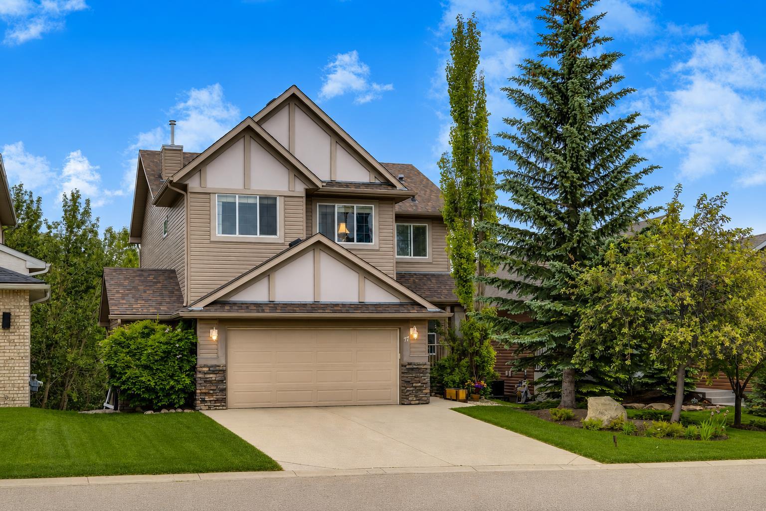 77 Royal Highland Road NW, T3G 4Y4