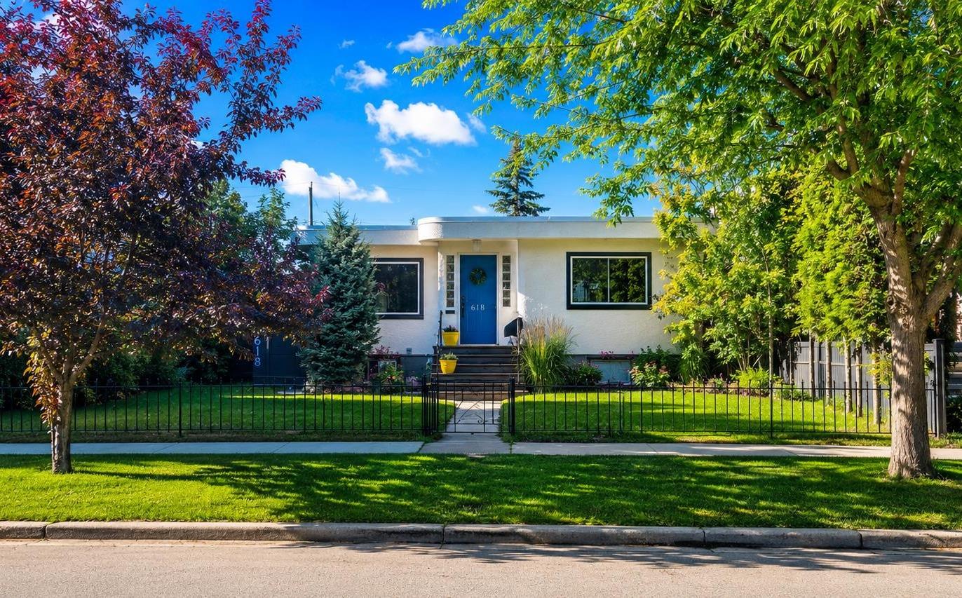 618 11 Avenue NE, T2E 0Z7