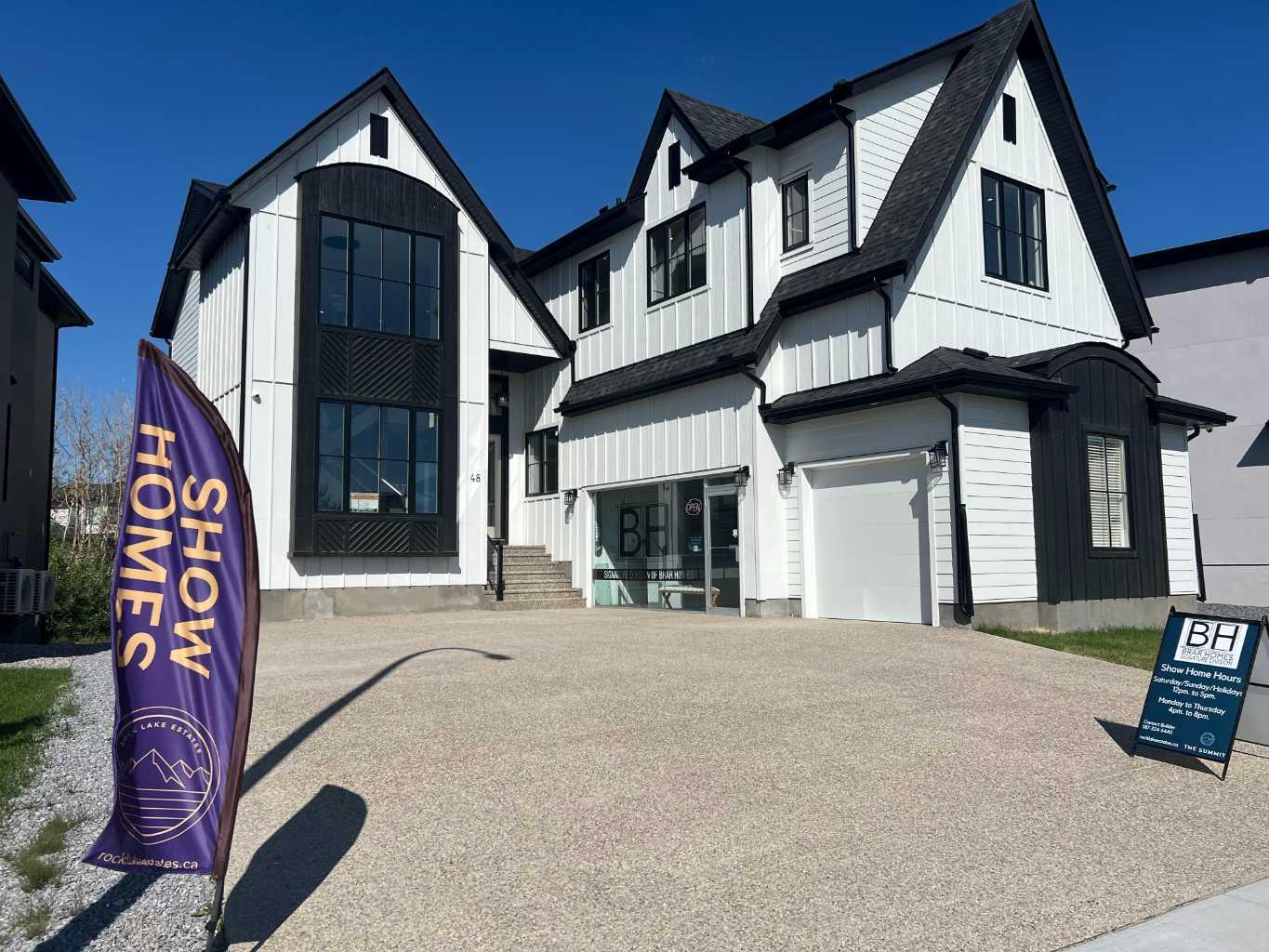 48 Rockcliff Terrace NW, T3G 0G6