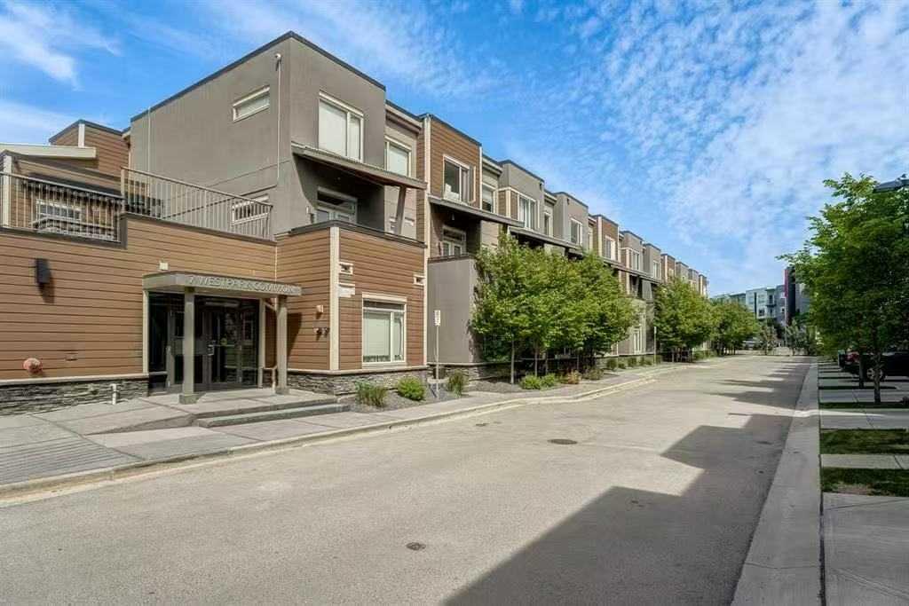216, 10 Westpark Link SW, T3H 0Y5