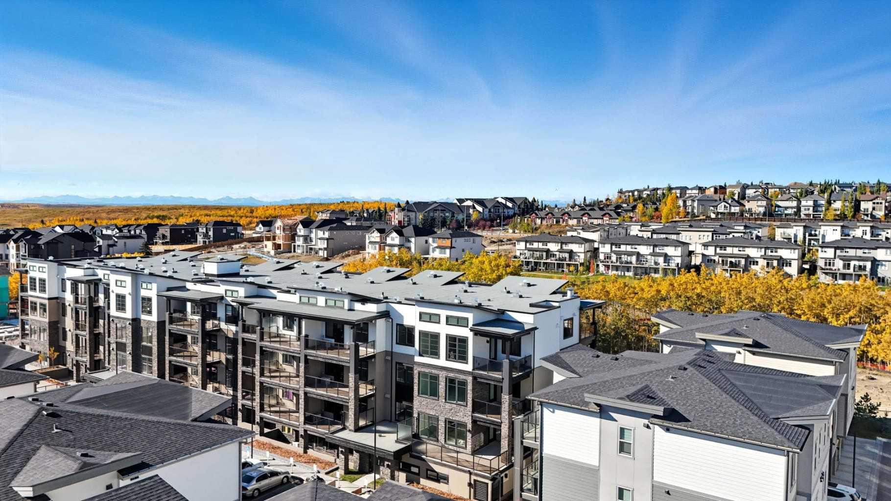 2417, 2117 81 Street SW, T3H6H5