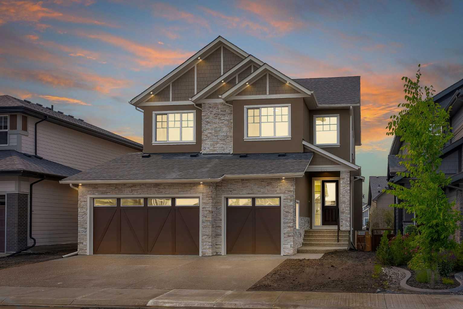 644 Legacy Woods Circle SE, T2X 5A8