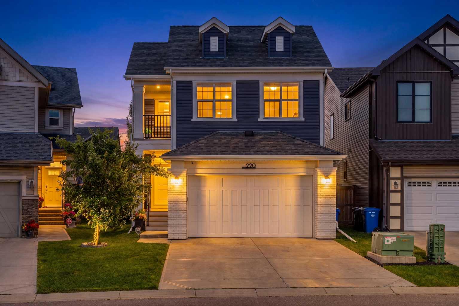 220 Copperpond Green SE, T2Z 1H9