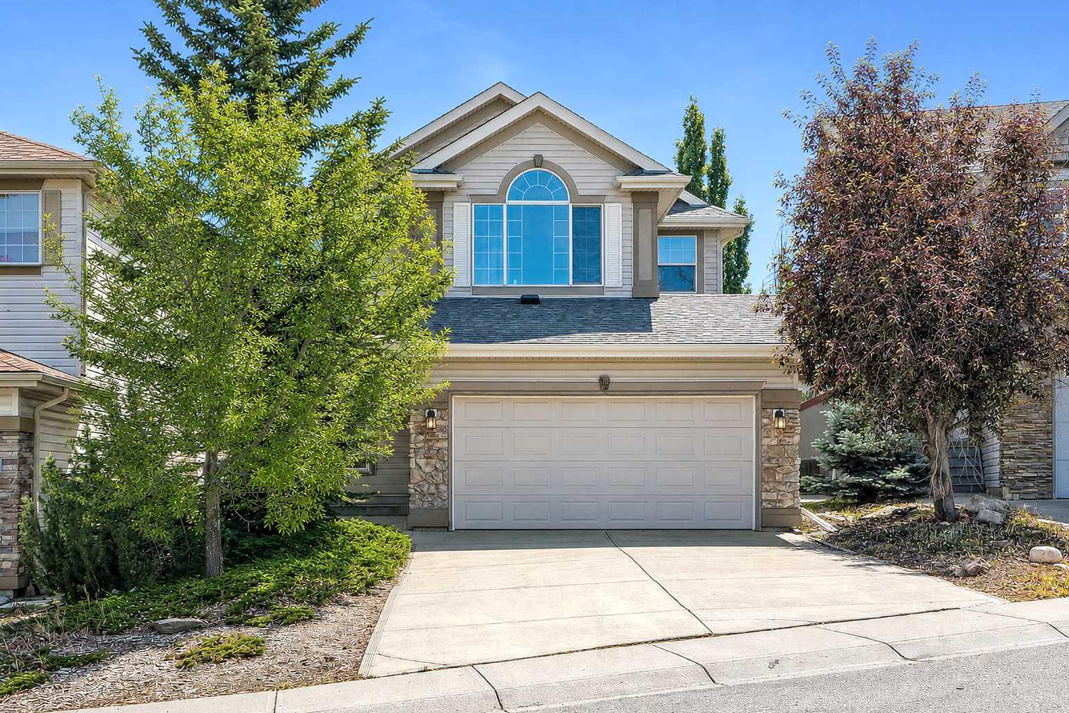 112 Panamount Rise NW, T3K 6G1