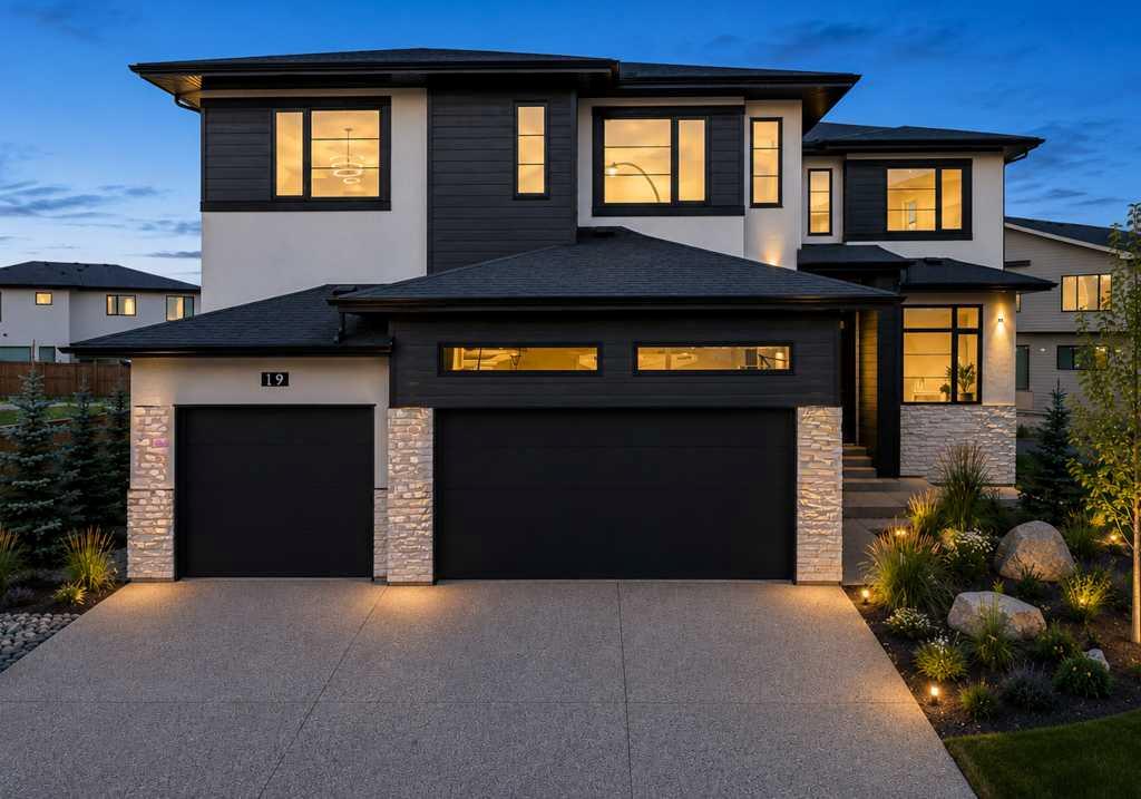19 Rockcliff Court NW, T3G 0G6