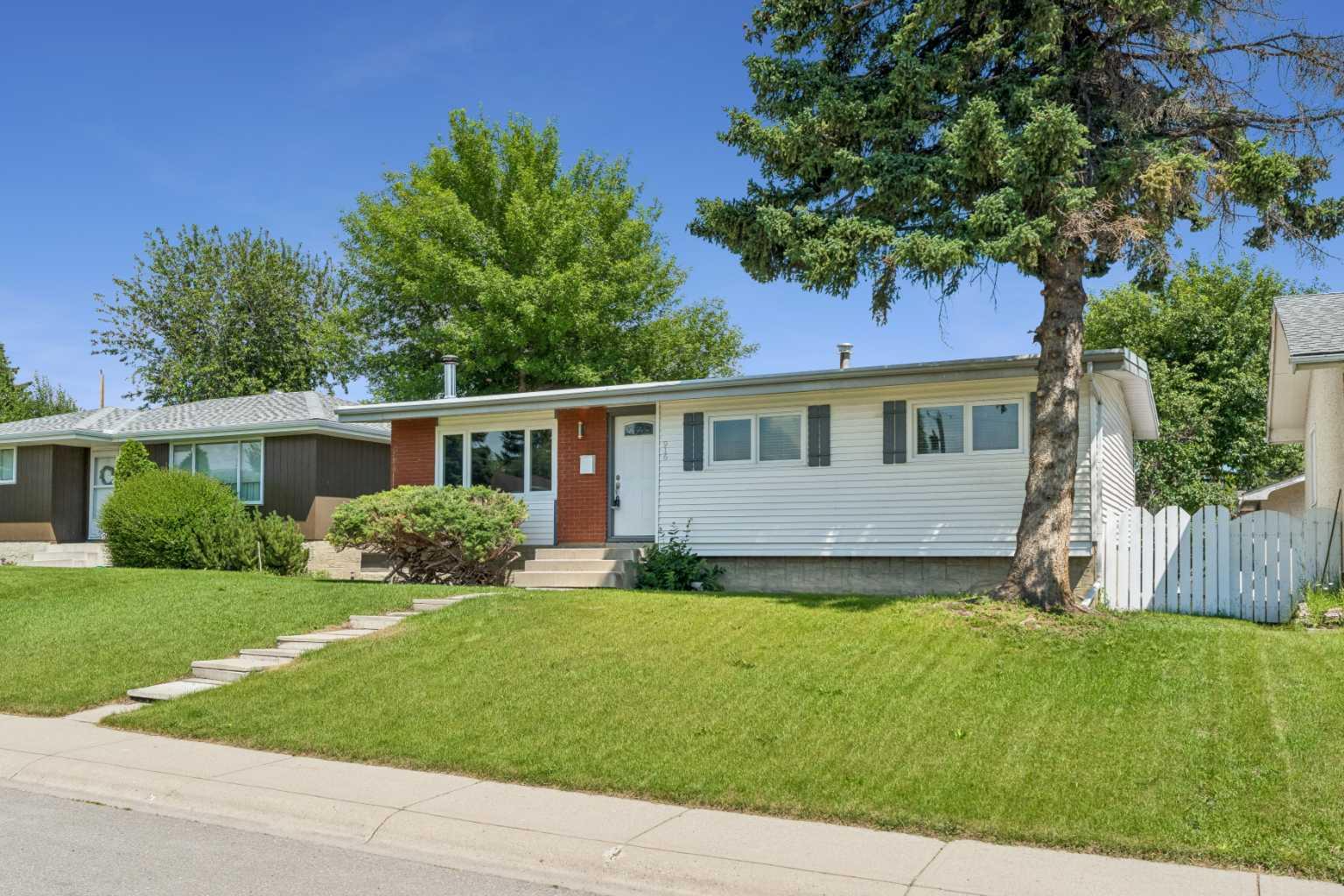 916 Mayland Drive NE, T2E 6C4
