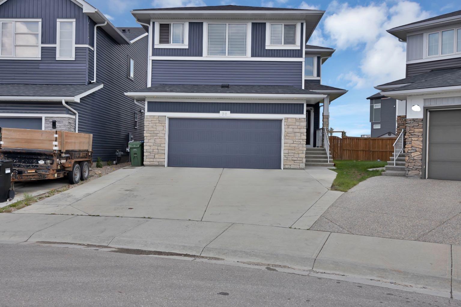 76 Red Embers Square NE, T3N 0X8