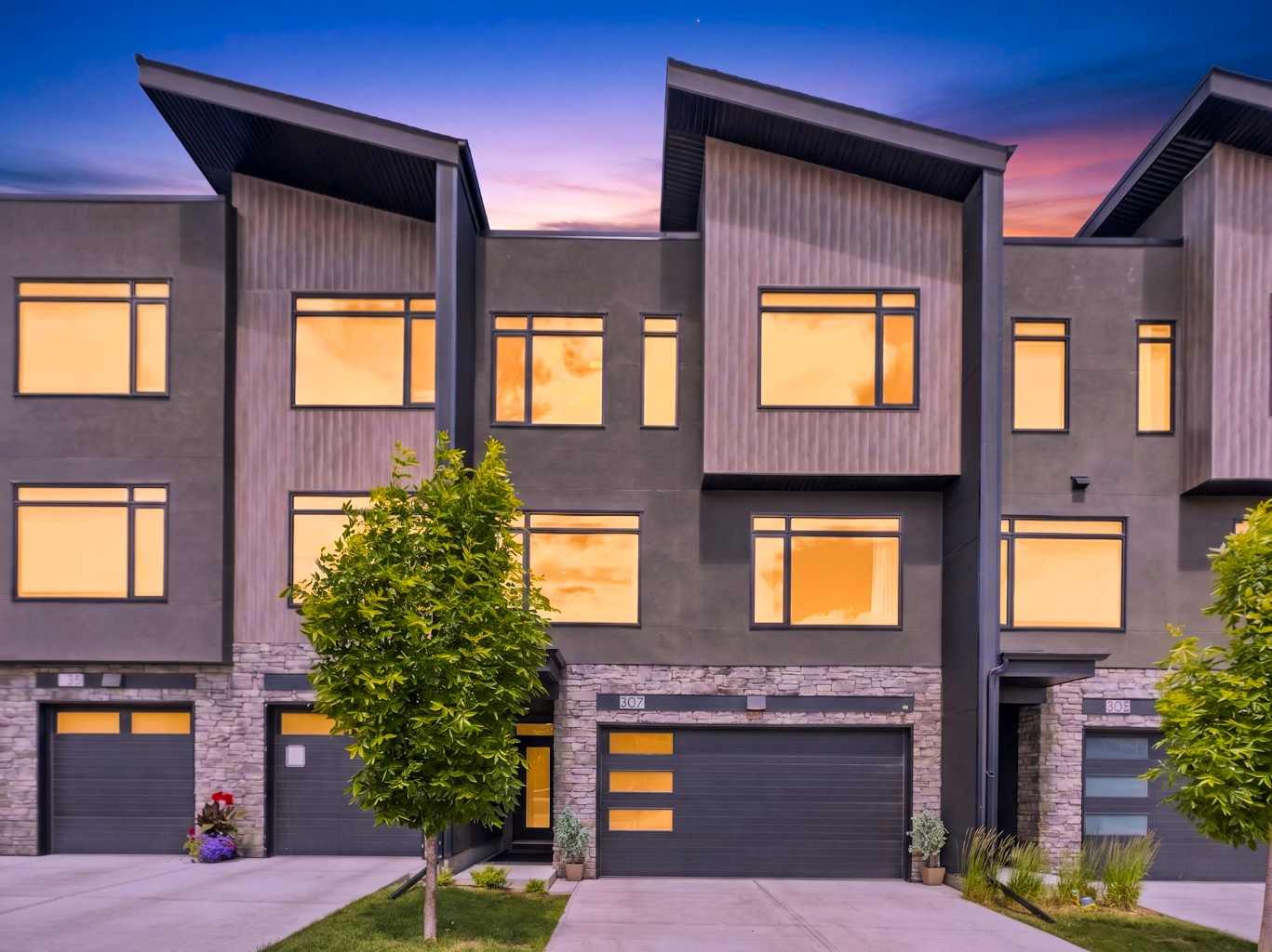 307 Royal Elm Road NW, T3G 0G8