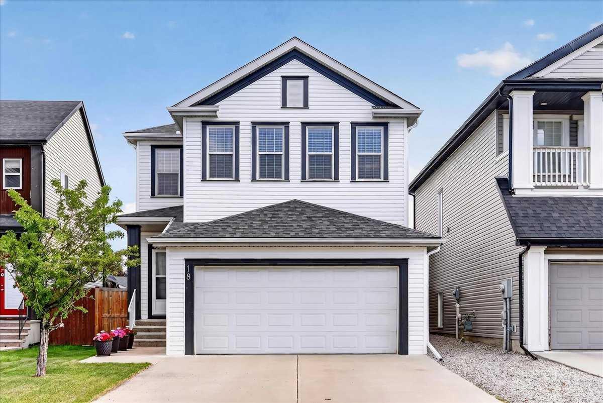 18 Copperstone Drive SE, T2Z 0P2