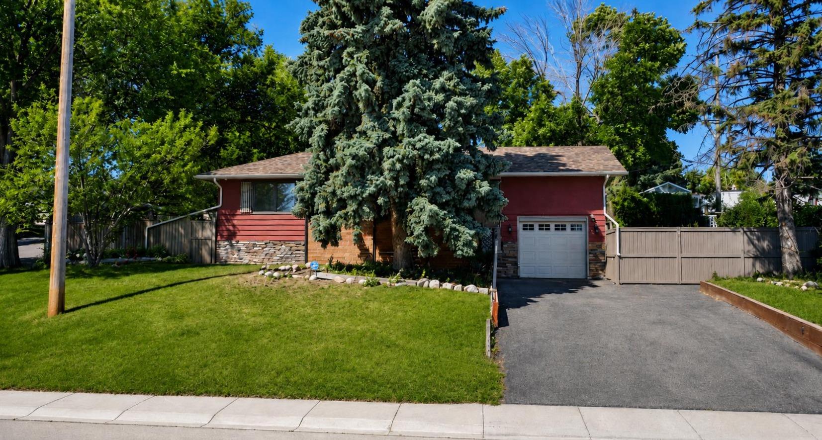 5923 Thorncliffe Drive NW, T2K2Z9