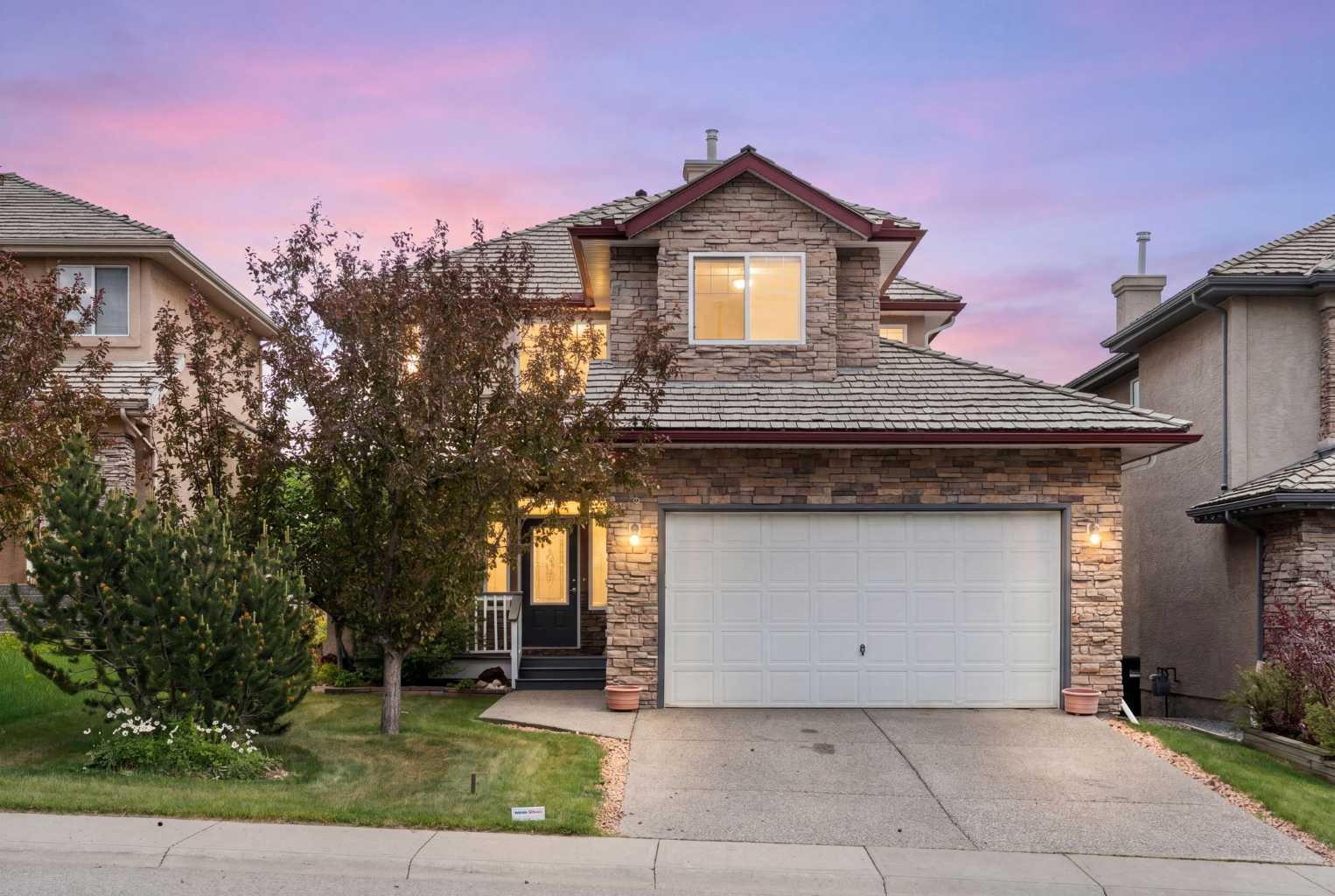 79 Royal Crest Way NW, T3G 4M9