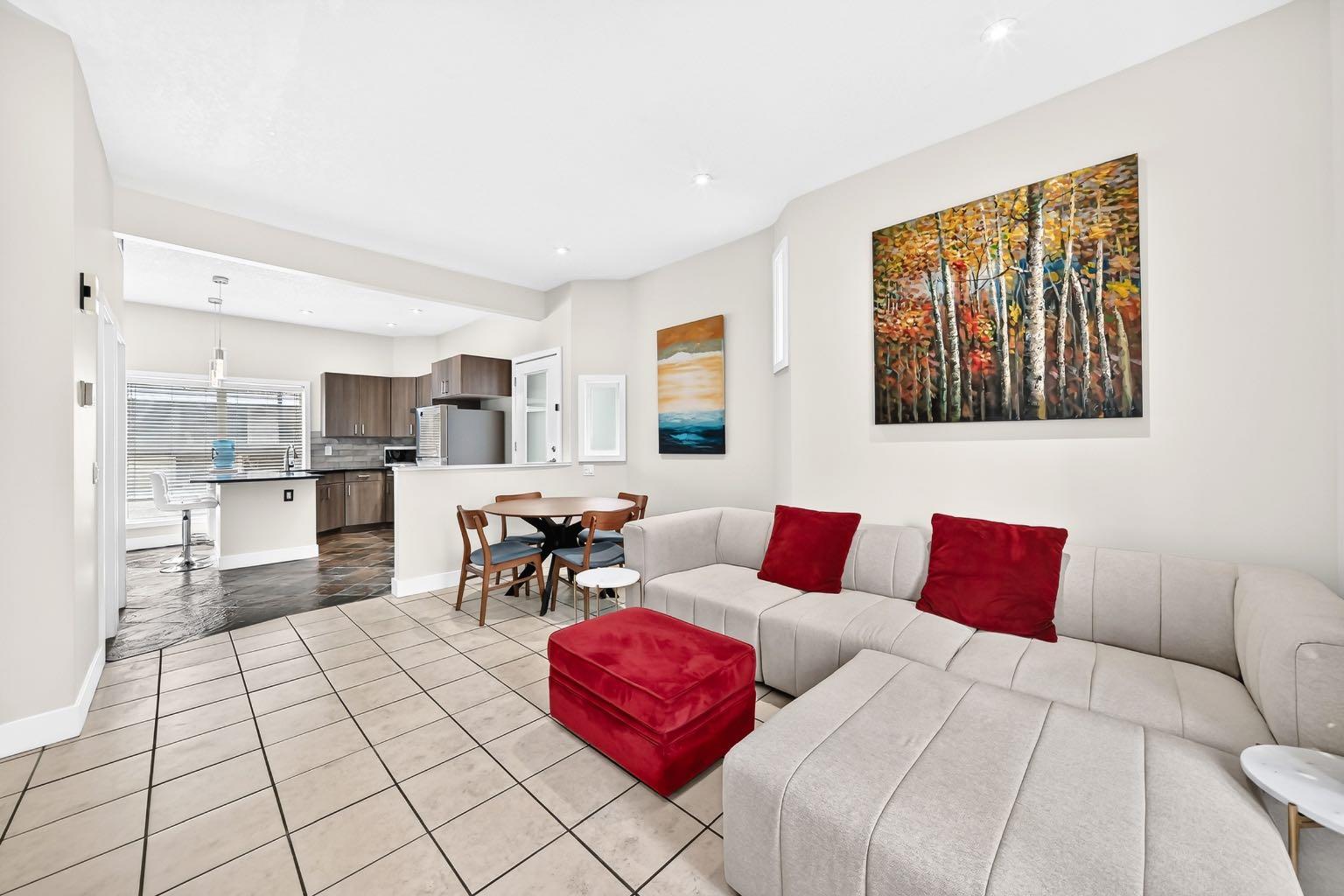 27, 605 15 Avenue SW, T2R 0R4