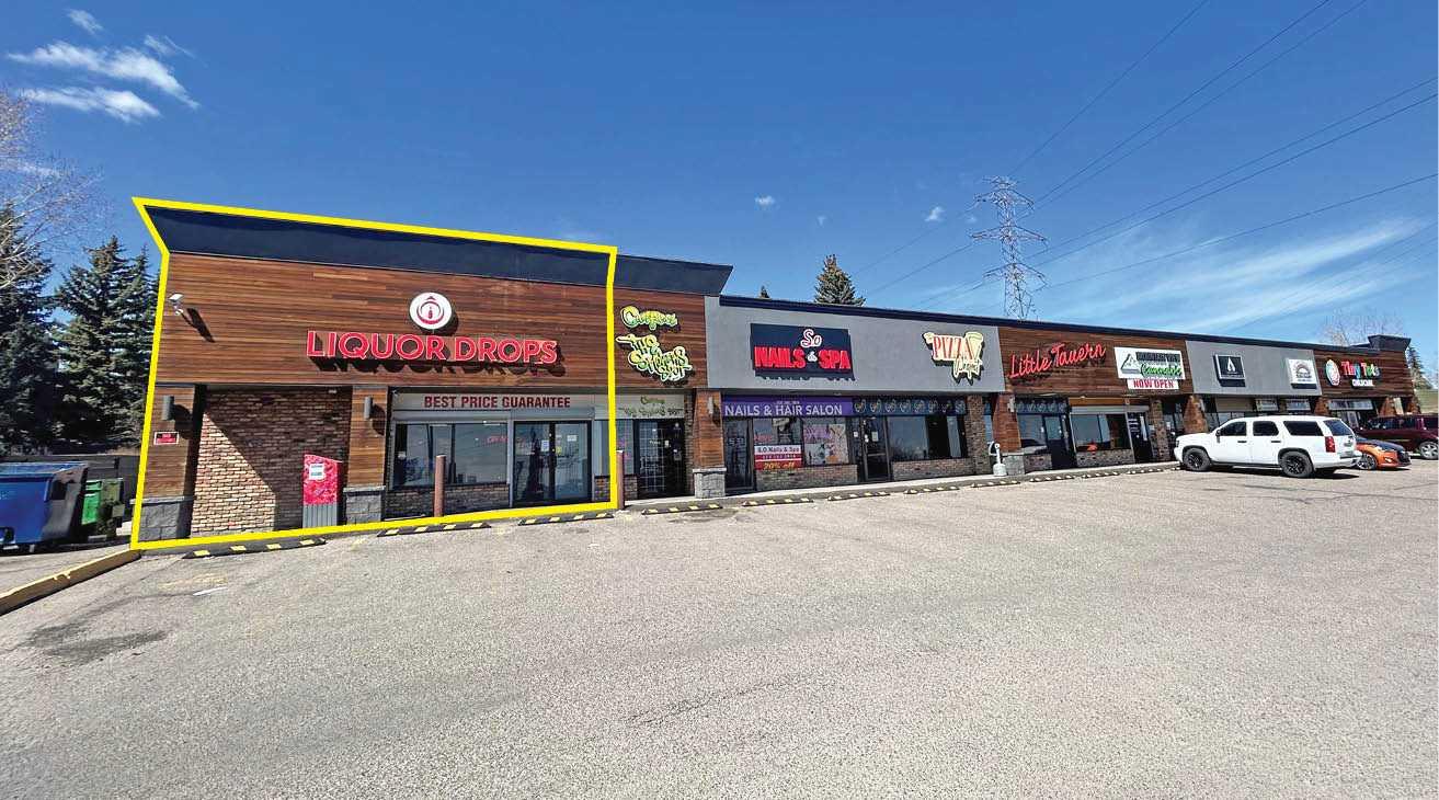 Unit 5, 5555 Strathcona Hill, T3H 1S2