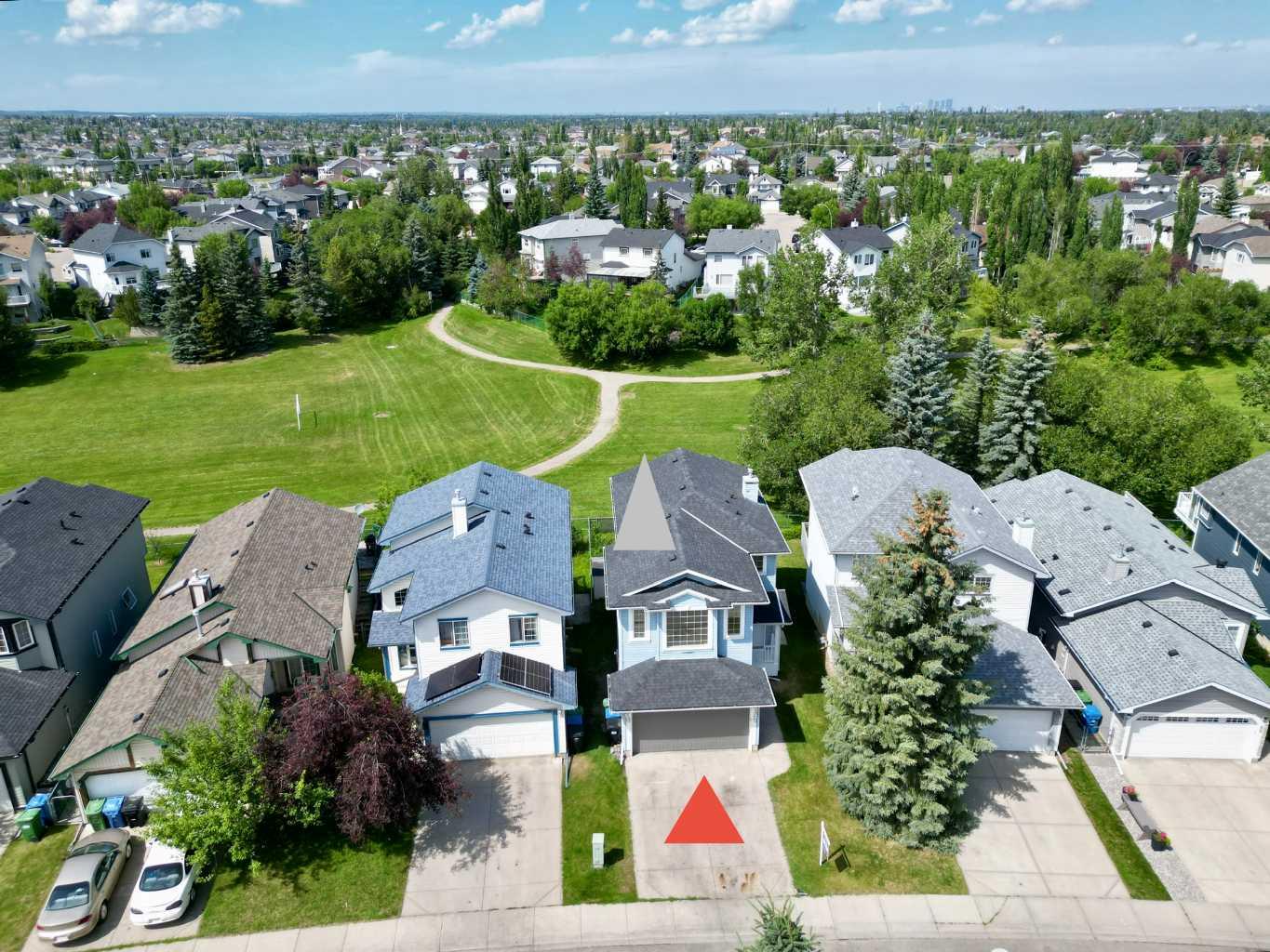 30 Somerside Manor SW, T2Y3G5
