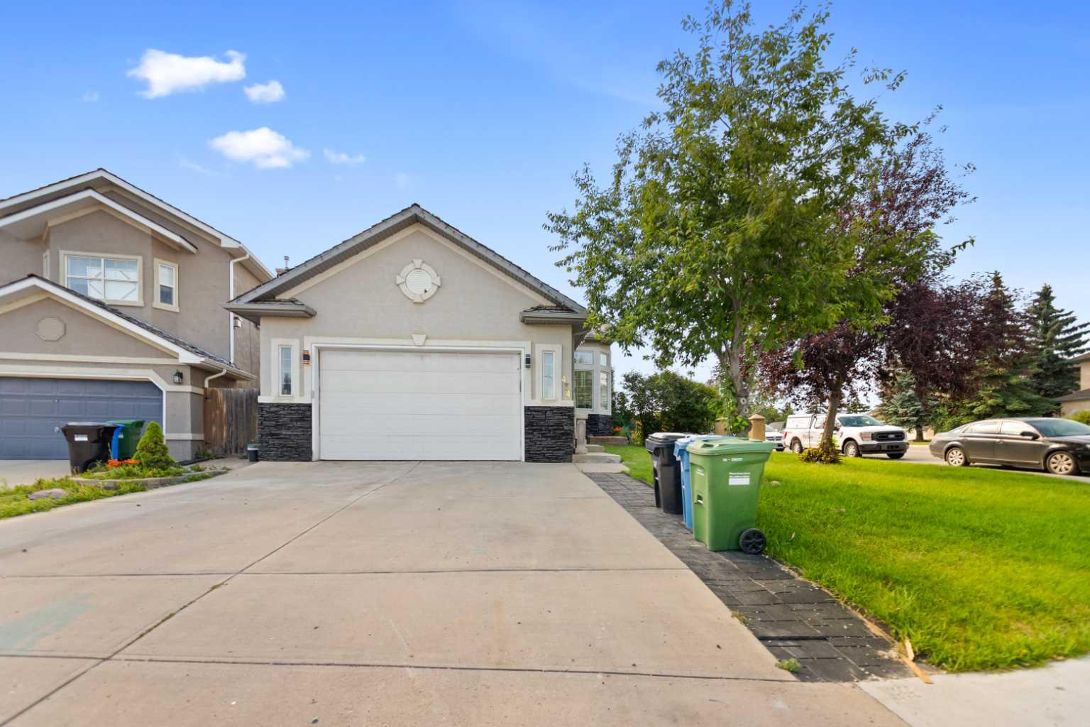 434 Harvest Grove Place NE, T3K 4T8
