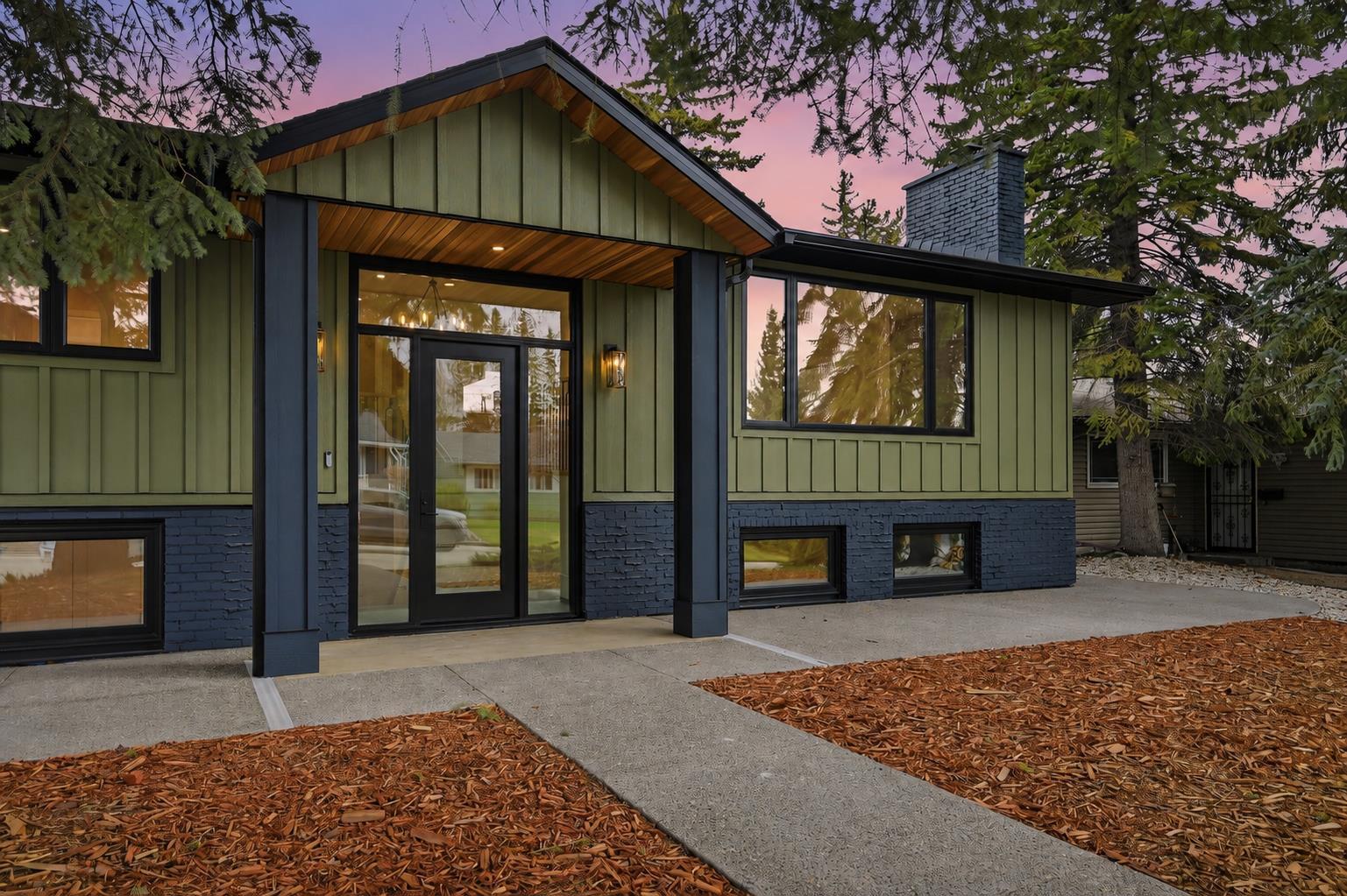 1132 Lake Sylvan Place SE, T2J2P6