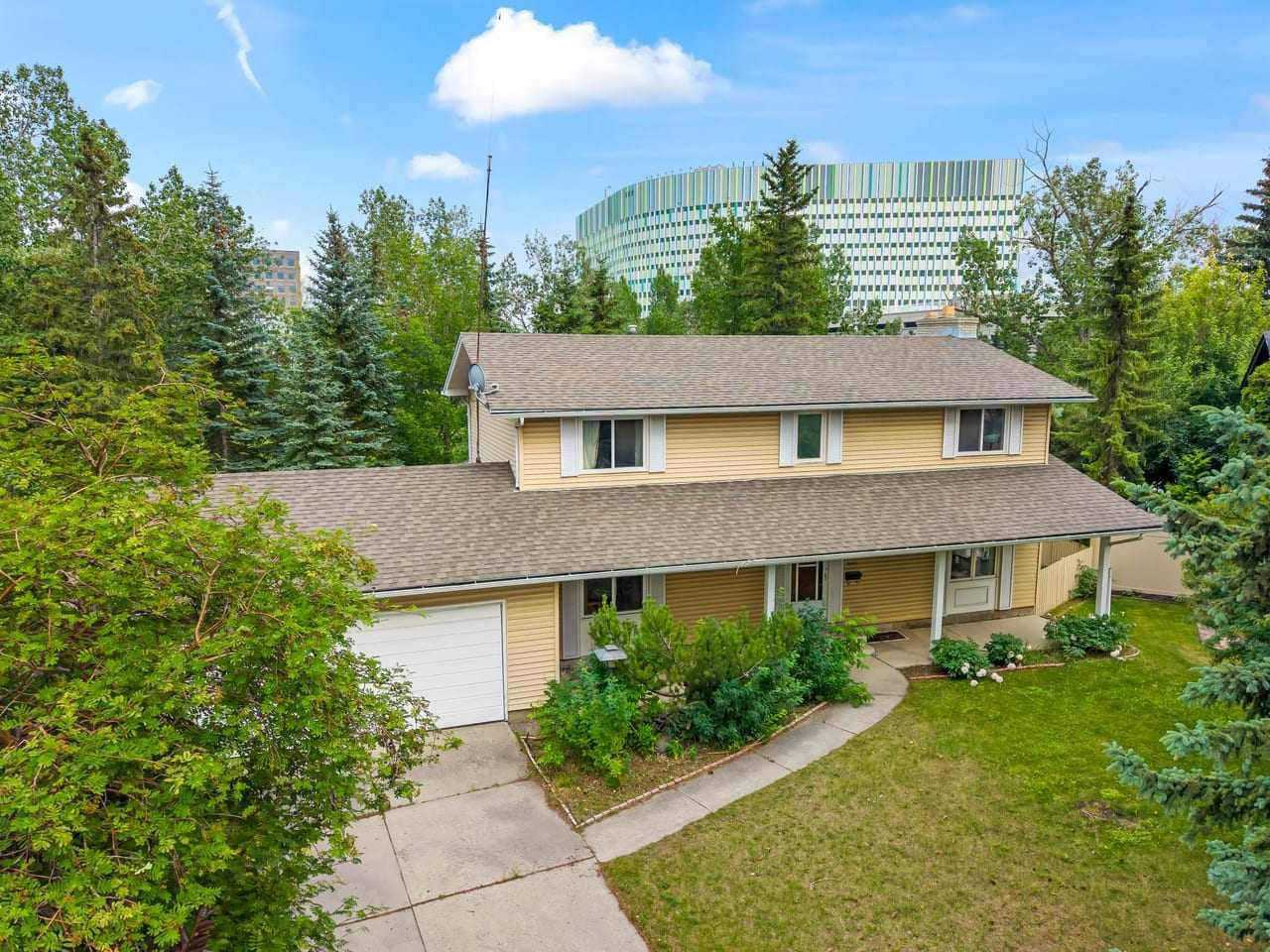 3207 Utah Place NW, T2N 4A8