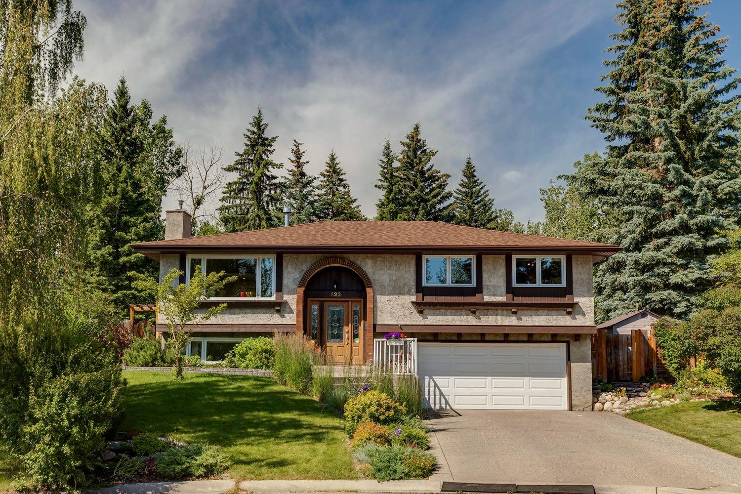 423 Canterbury Place SW, T2W 2B6