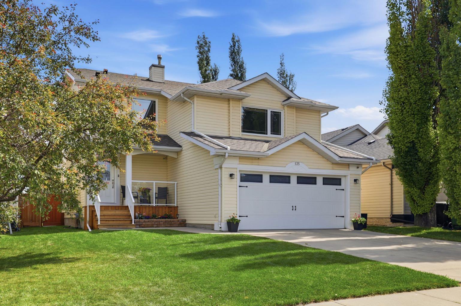 135 Douglas Woods Hill SE, T2Z3B2