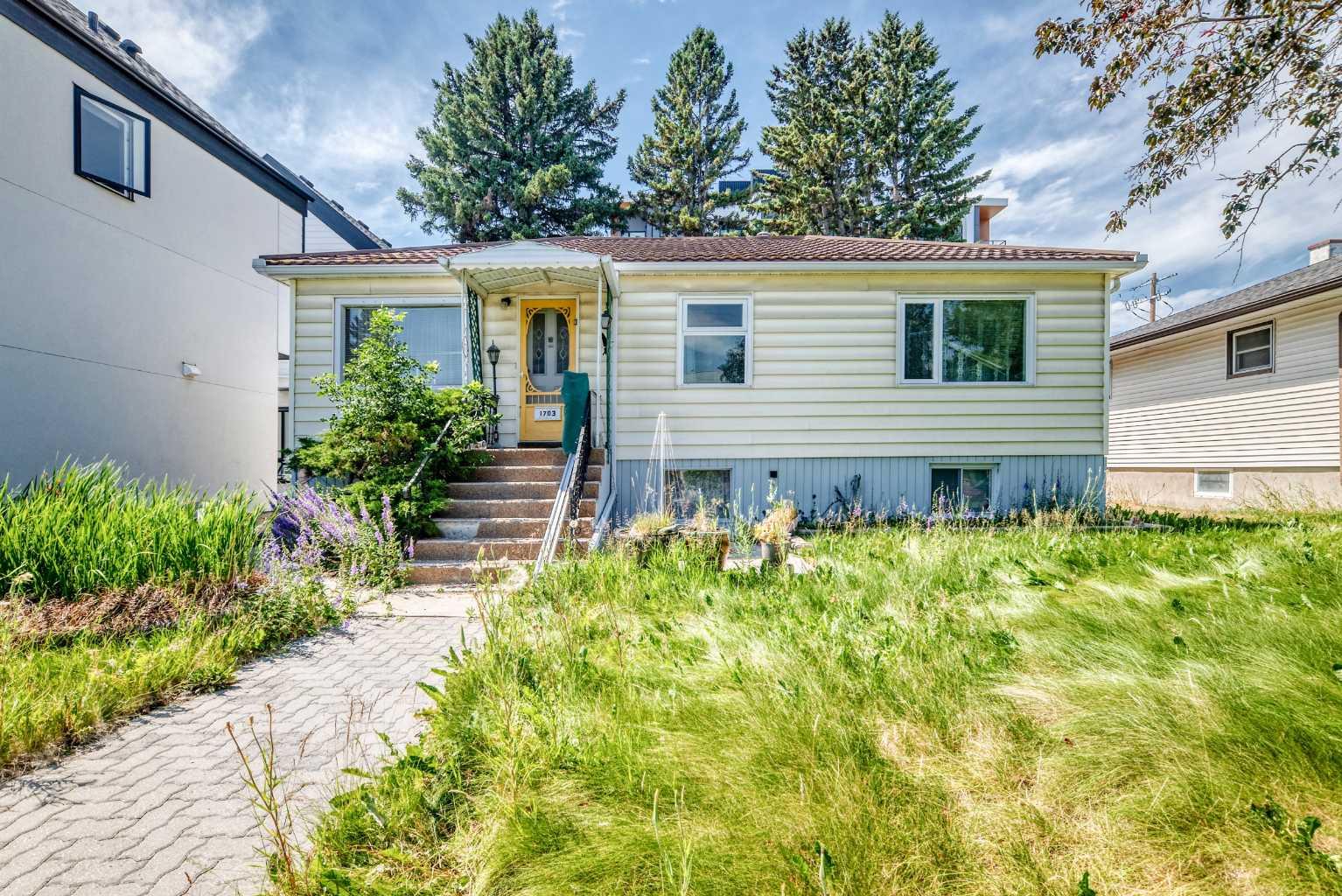 1703 32 Street SW, T3C 1N6