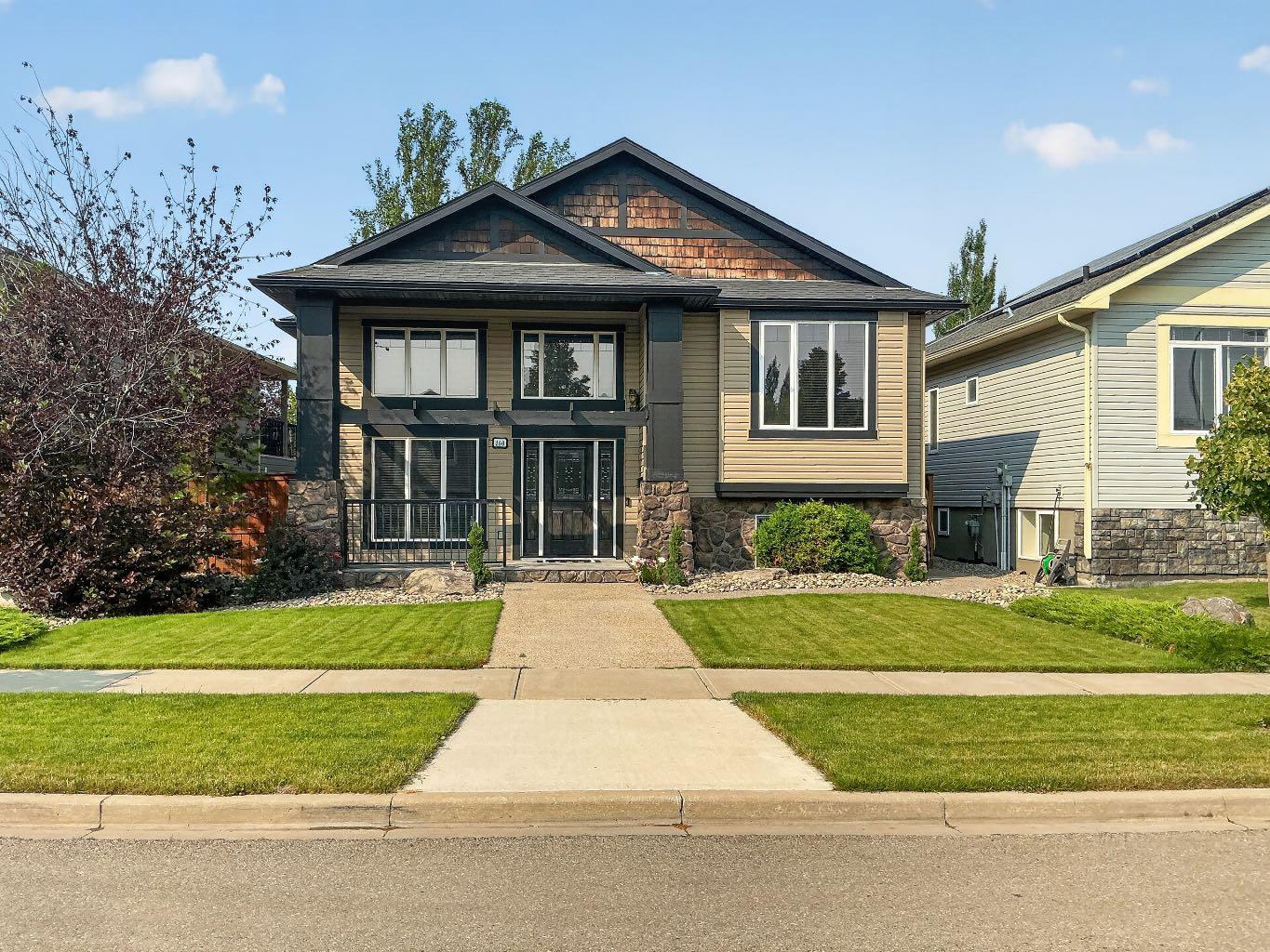 250 Riverstone Boulevard W, T1K 5P3