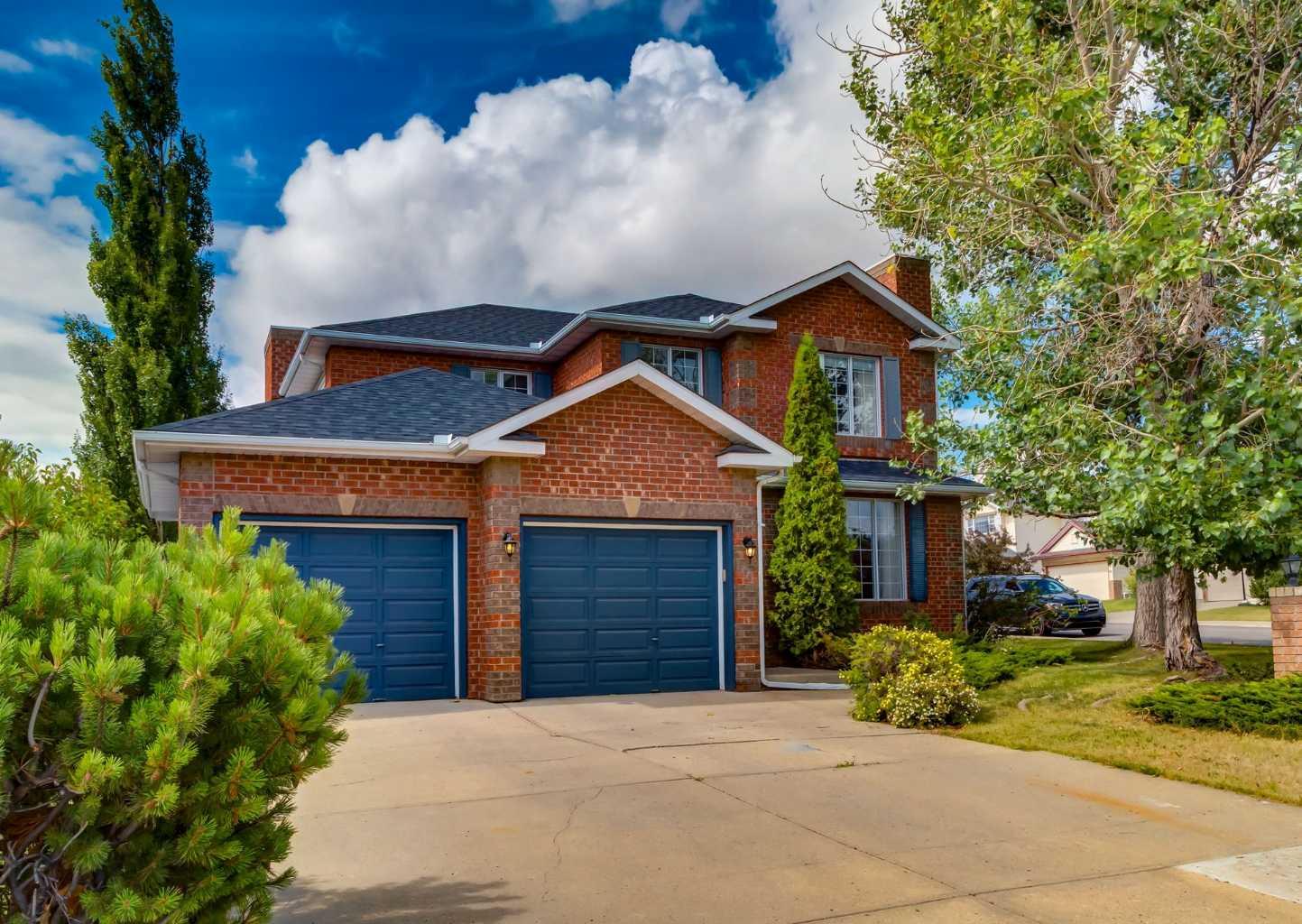 63 Arbour Lake Drive NW, T3G 4A2