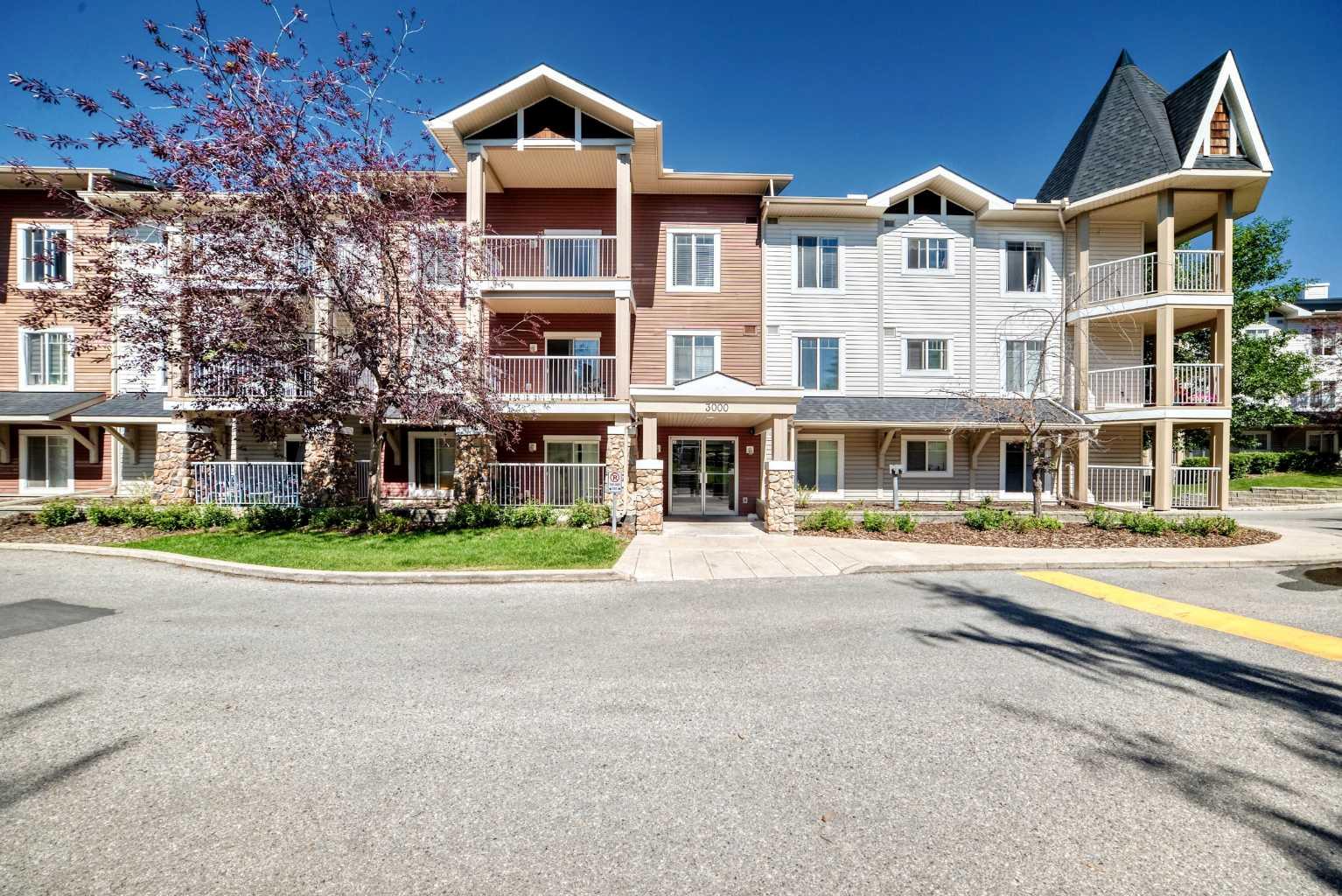 3109, 70 Panamount Drive NW, T3K 5Z1