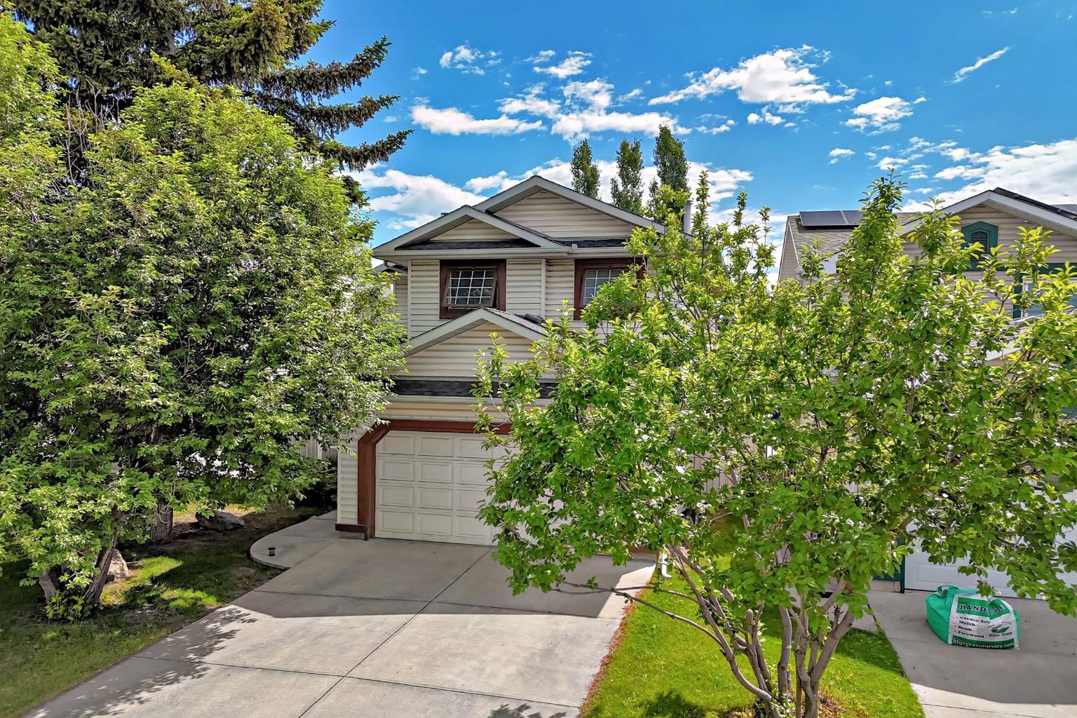 14954 Mt Mckenzie Drive SE, T2Z 2L4