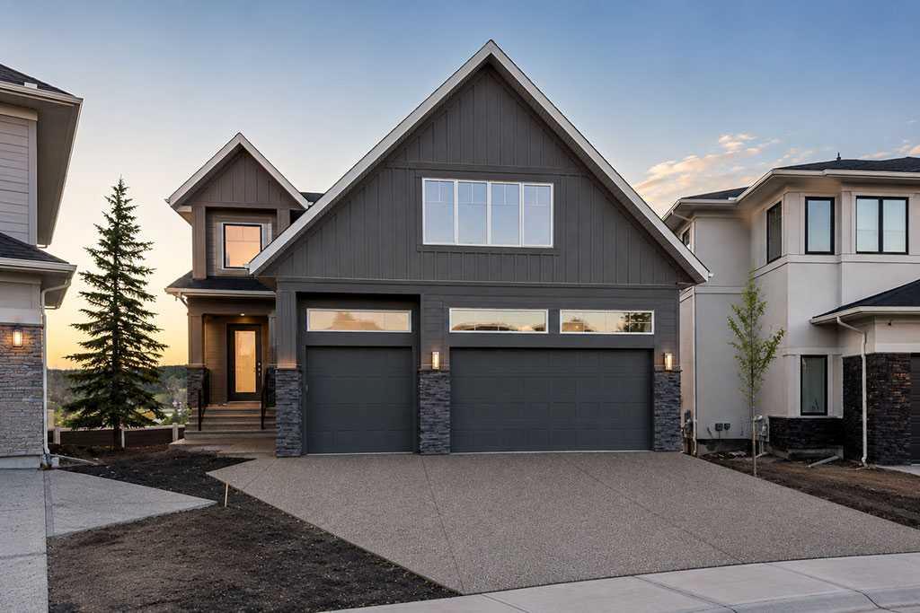 460 Discovery Place SW, T3H 6A2