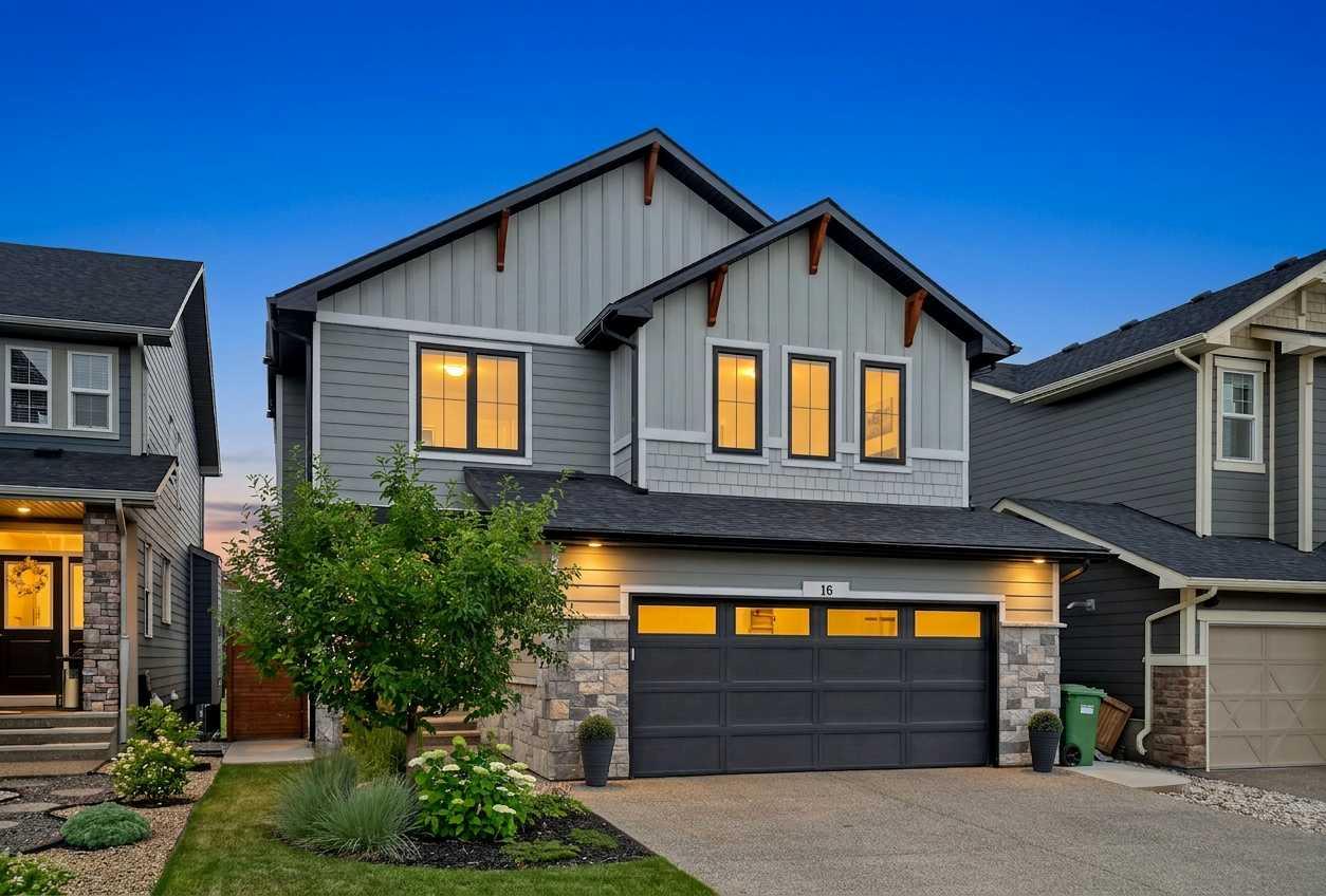 16 Legacy Manor SE, T2X 2E9