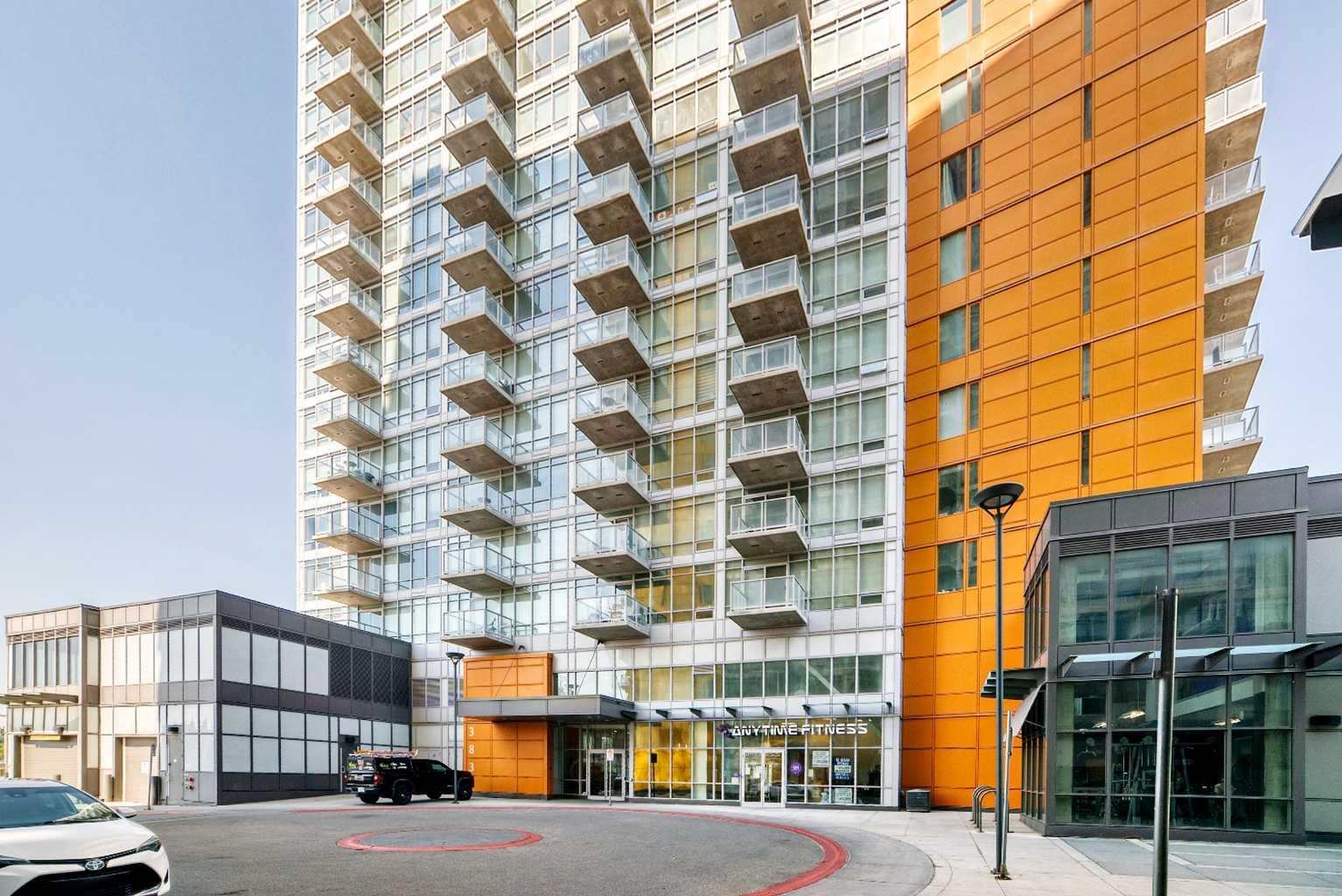 1403, 3830 Brentwood Road NW, T2L 2J9