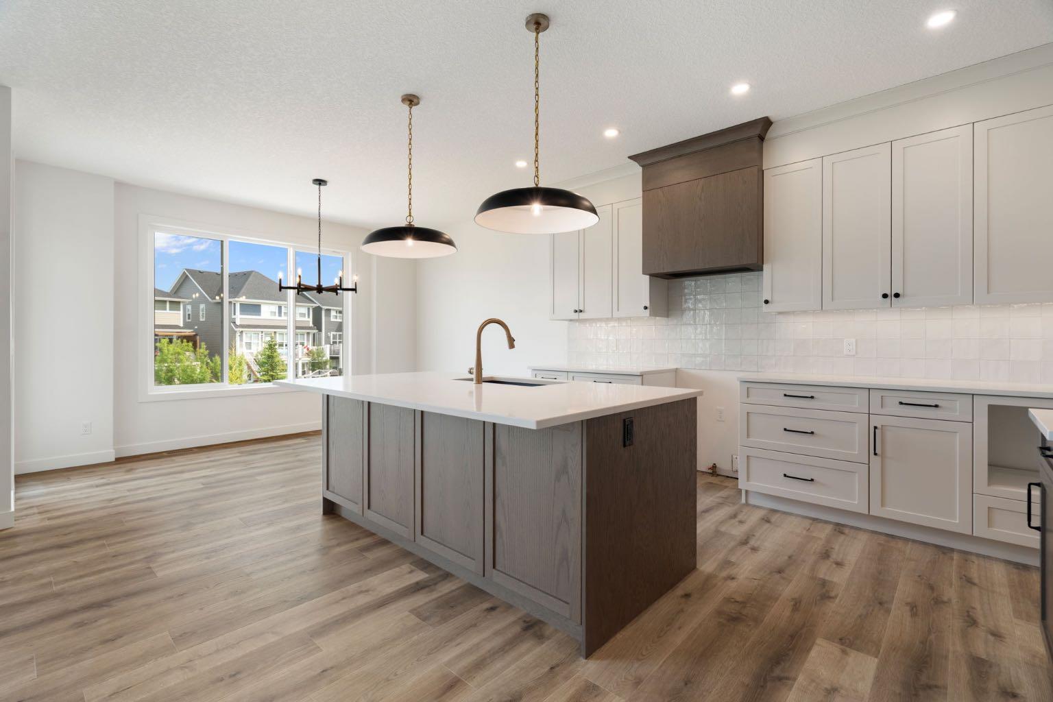 116 Sunrise Heath, T4C 3C5