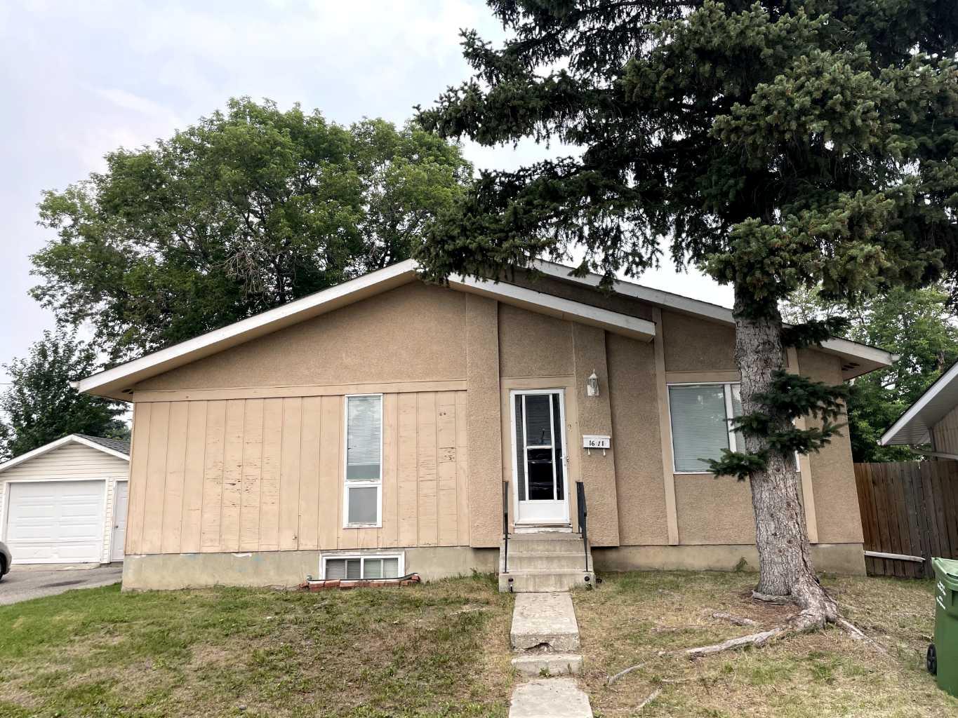 1611 Olympia Drive SE, T2C 1H6